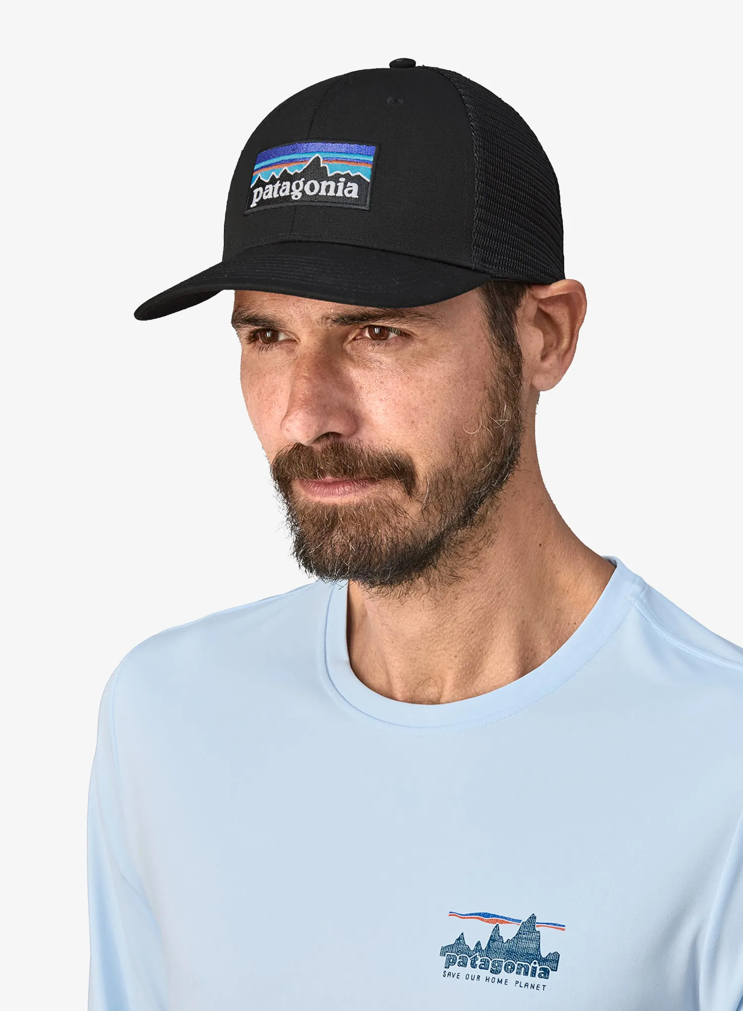 Kšiltovka Patagonia P-6 Logo Trucker Hat - black