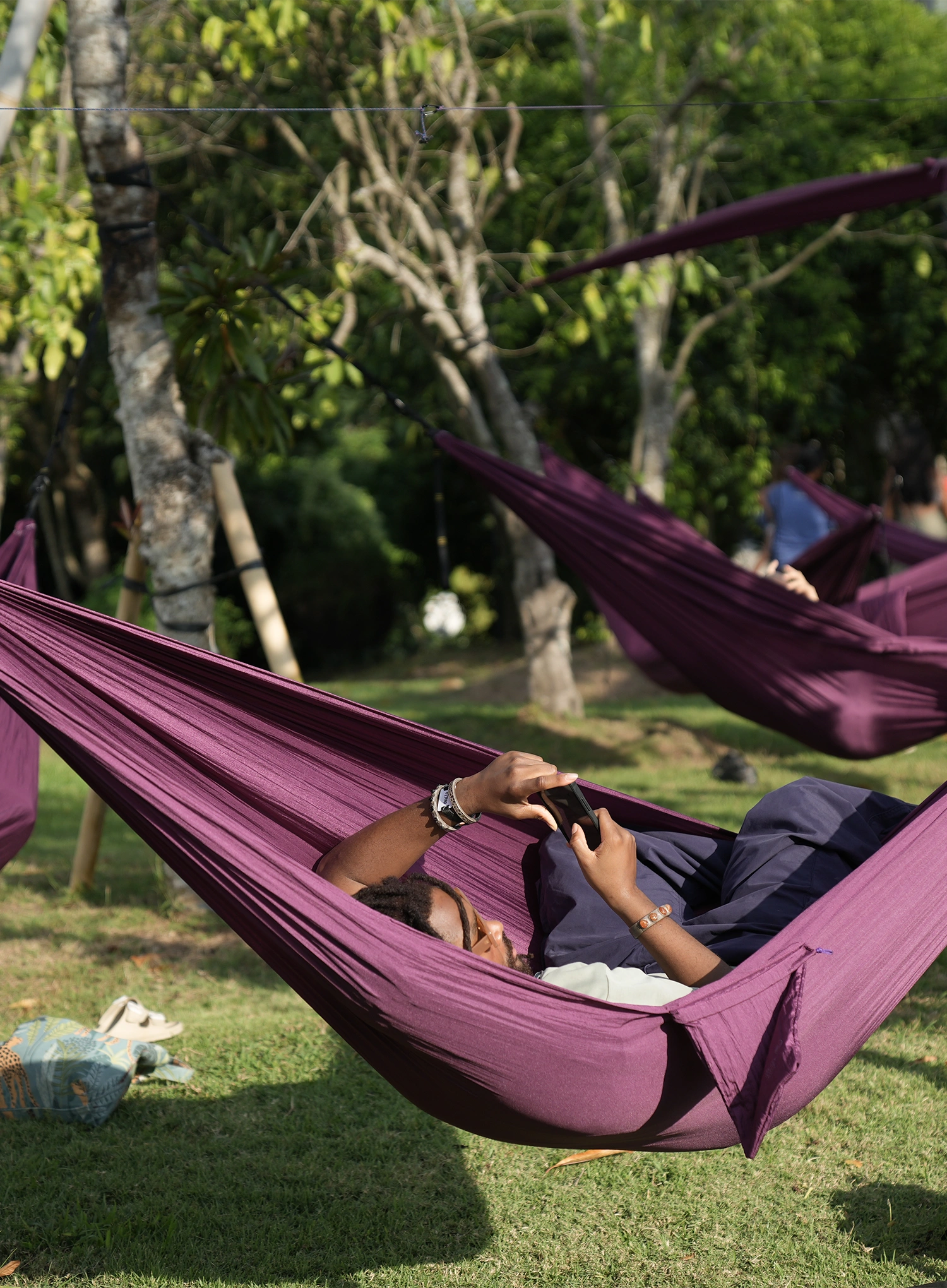 Hamaka Ticket To The Moon Compact Hammock - plum