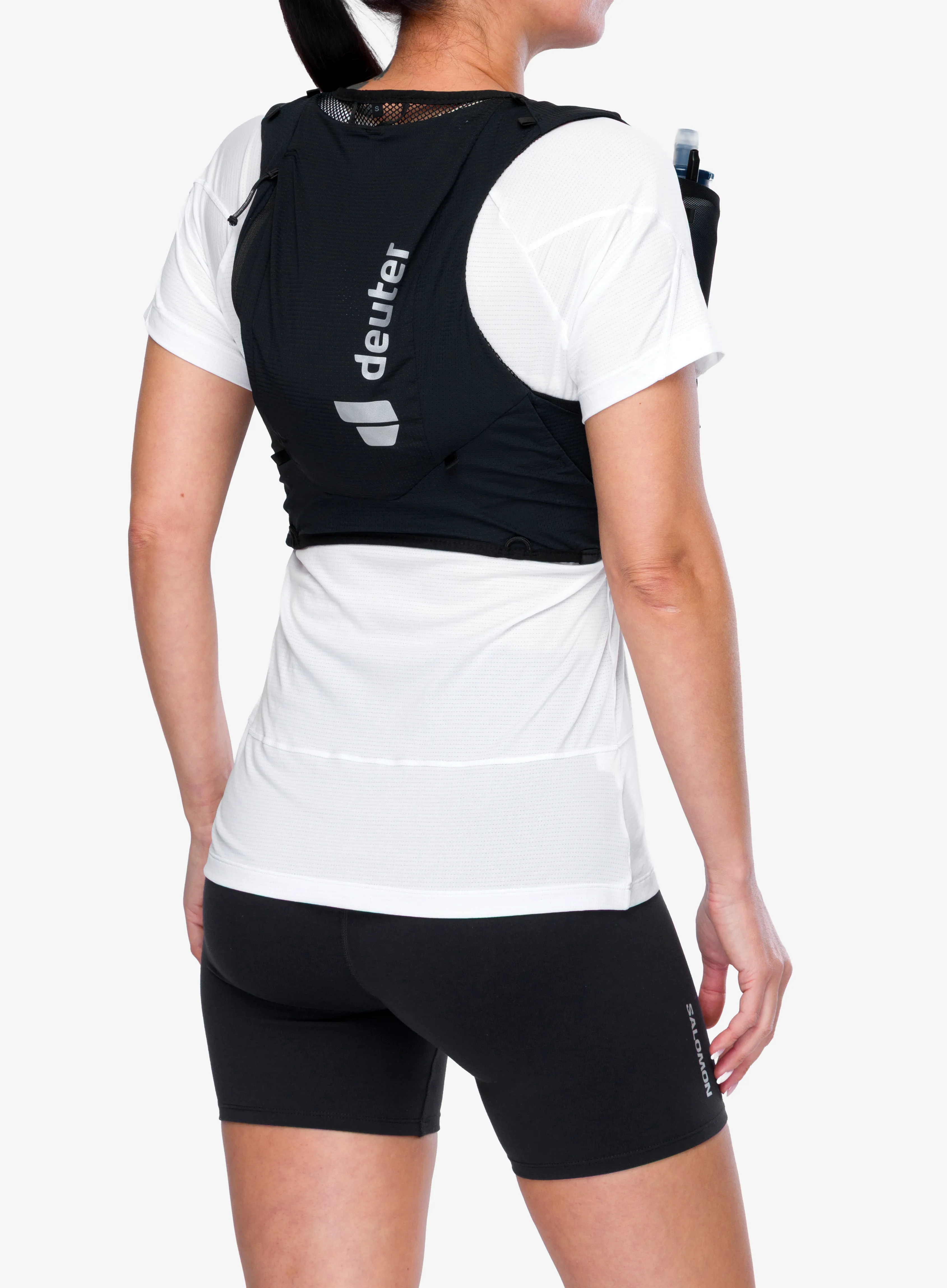 Běžecká vesta Deuter Traick 9 SL - black
