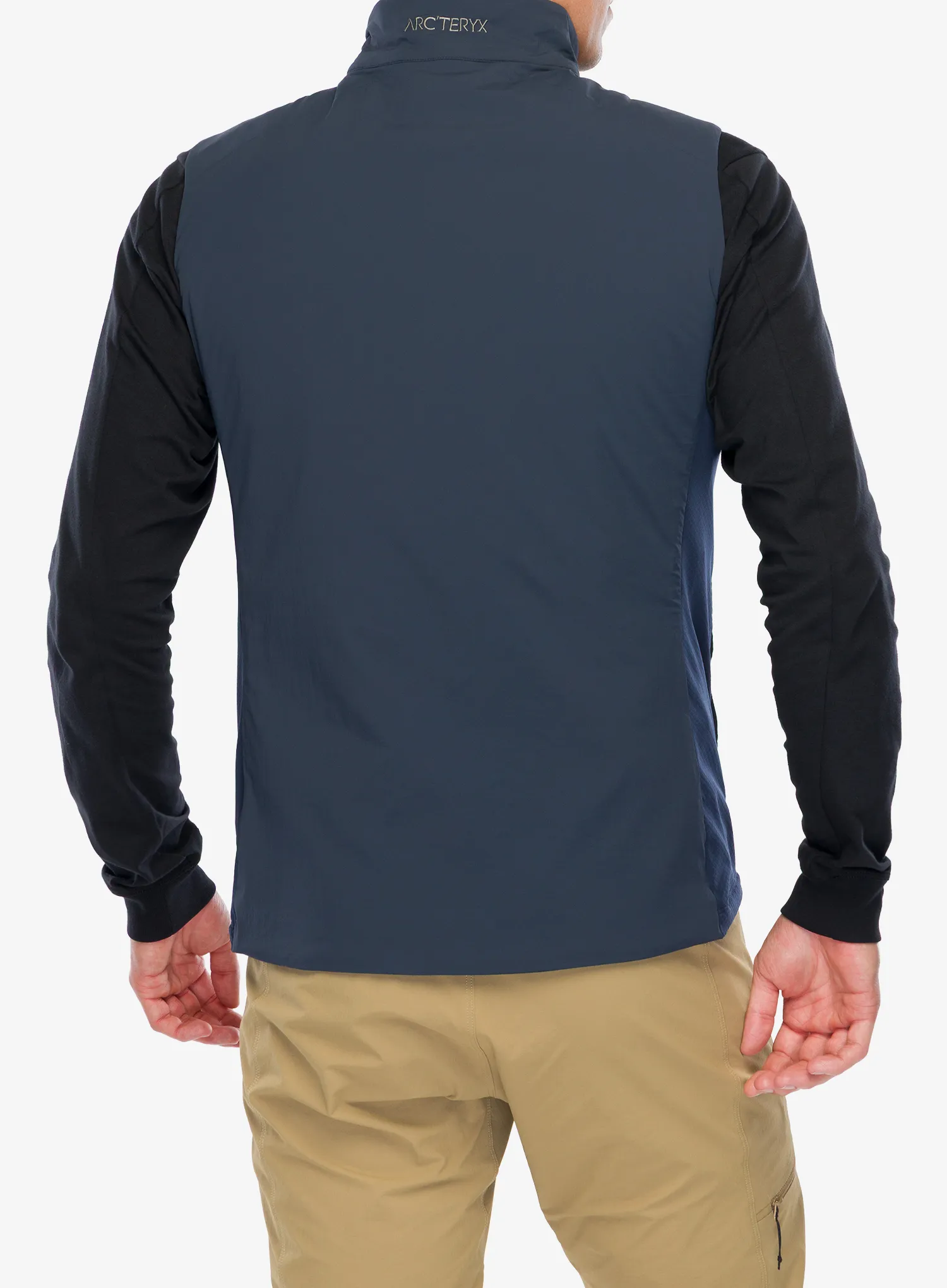Zateplená vesta Arcteryx Atom Vest - black sapph
