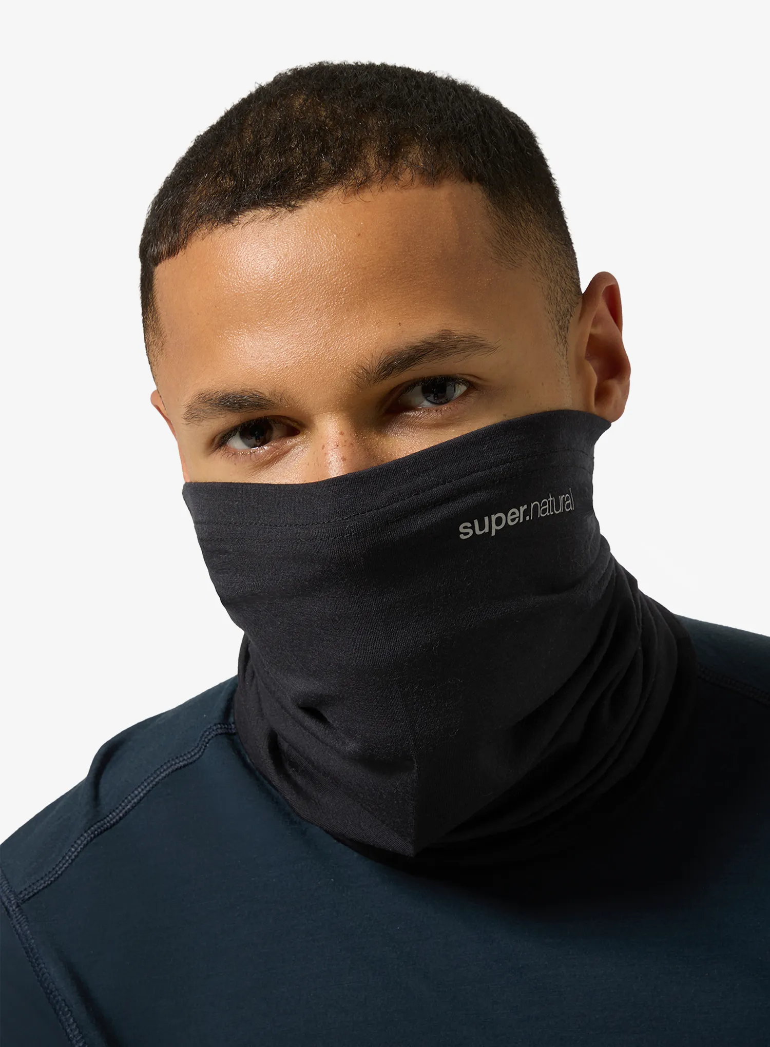 Nákrčník Super.natural Wanderlust Neckwarmer - jet black