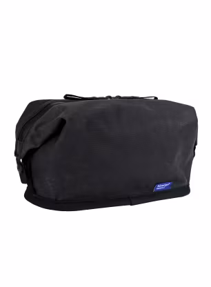 qwe_ThuleAionToiletryBagblack085854259811a.webp