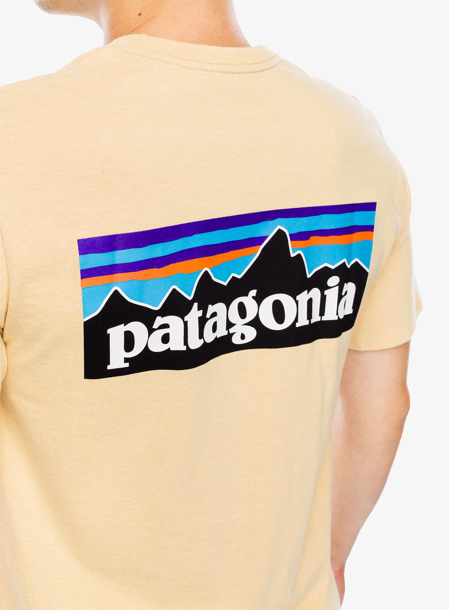 Bavlněné tričko Patagonia P-6 Logo Responsibili-Tee - beeswax tan