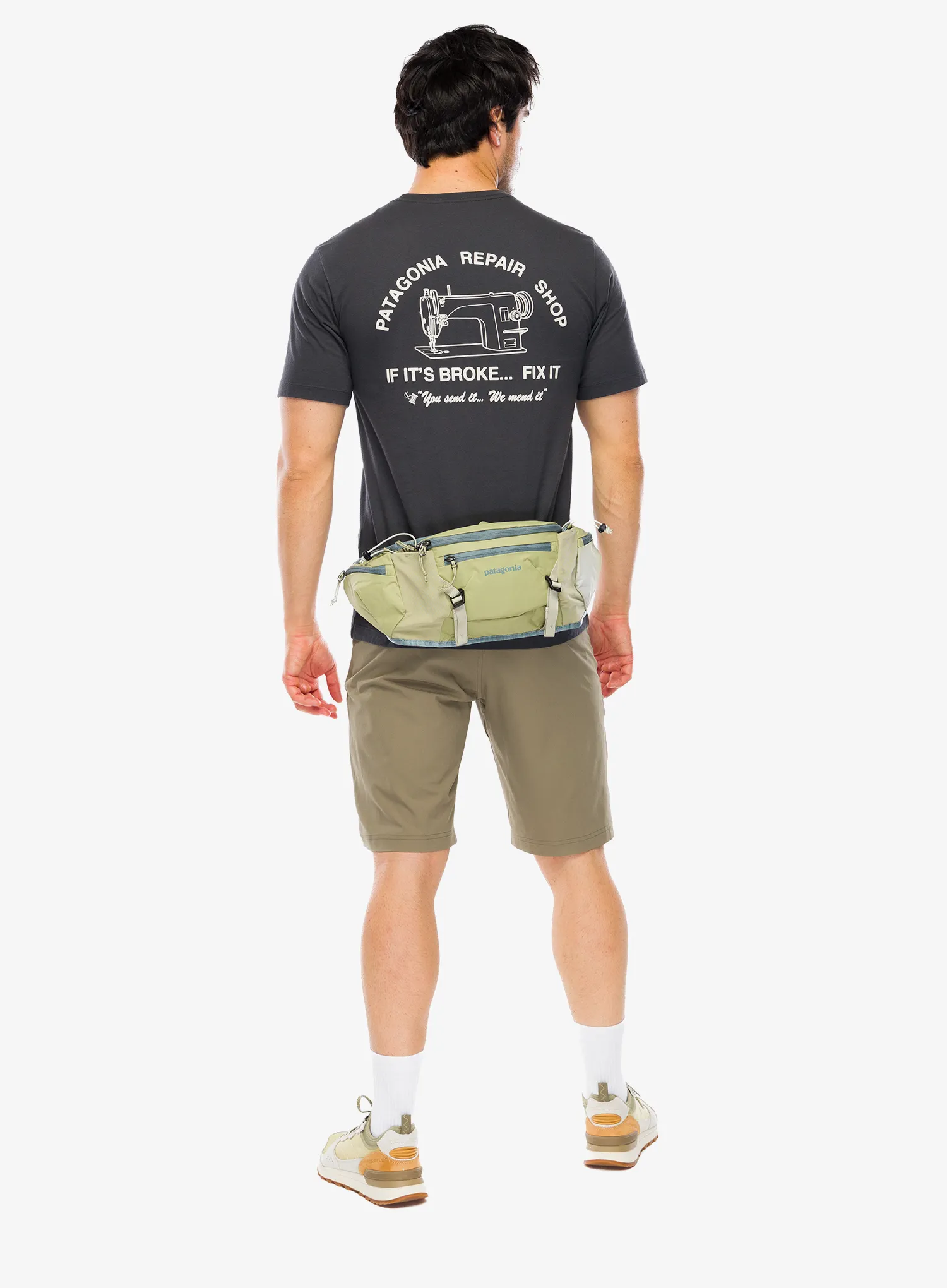 Bavlněné tričko Patagonia Repair Shop T-Shirt - ink black