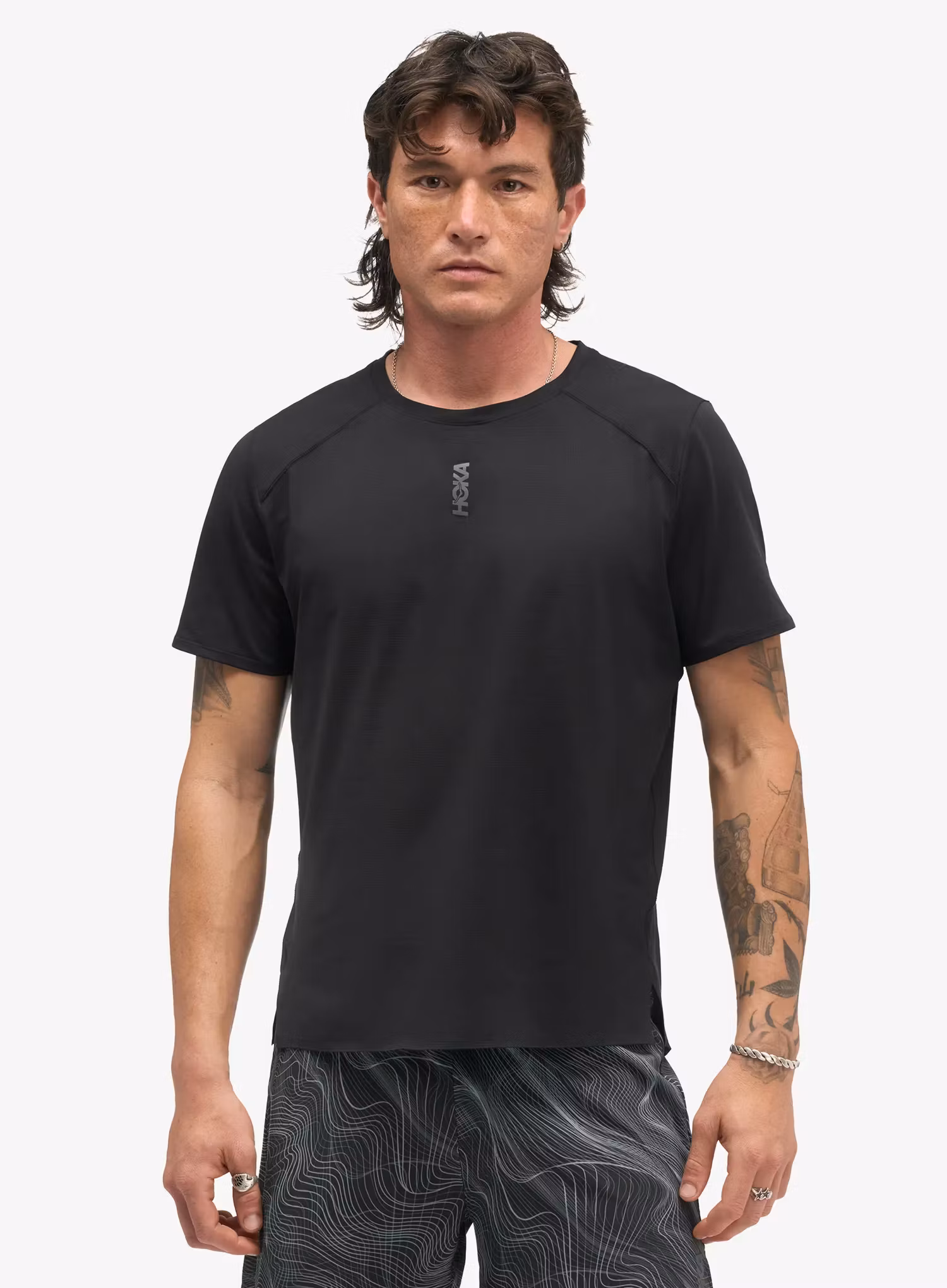 HokaEveryRunShortSleeve_black_fw26_199727232259_1_289.webp