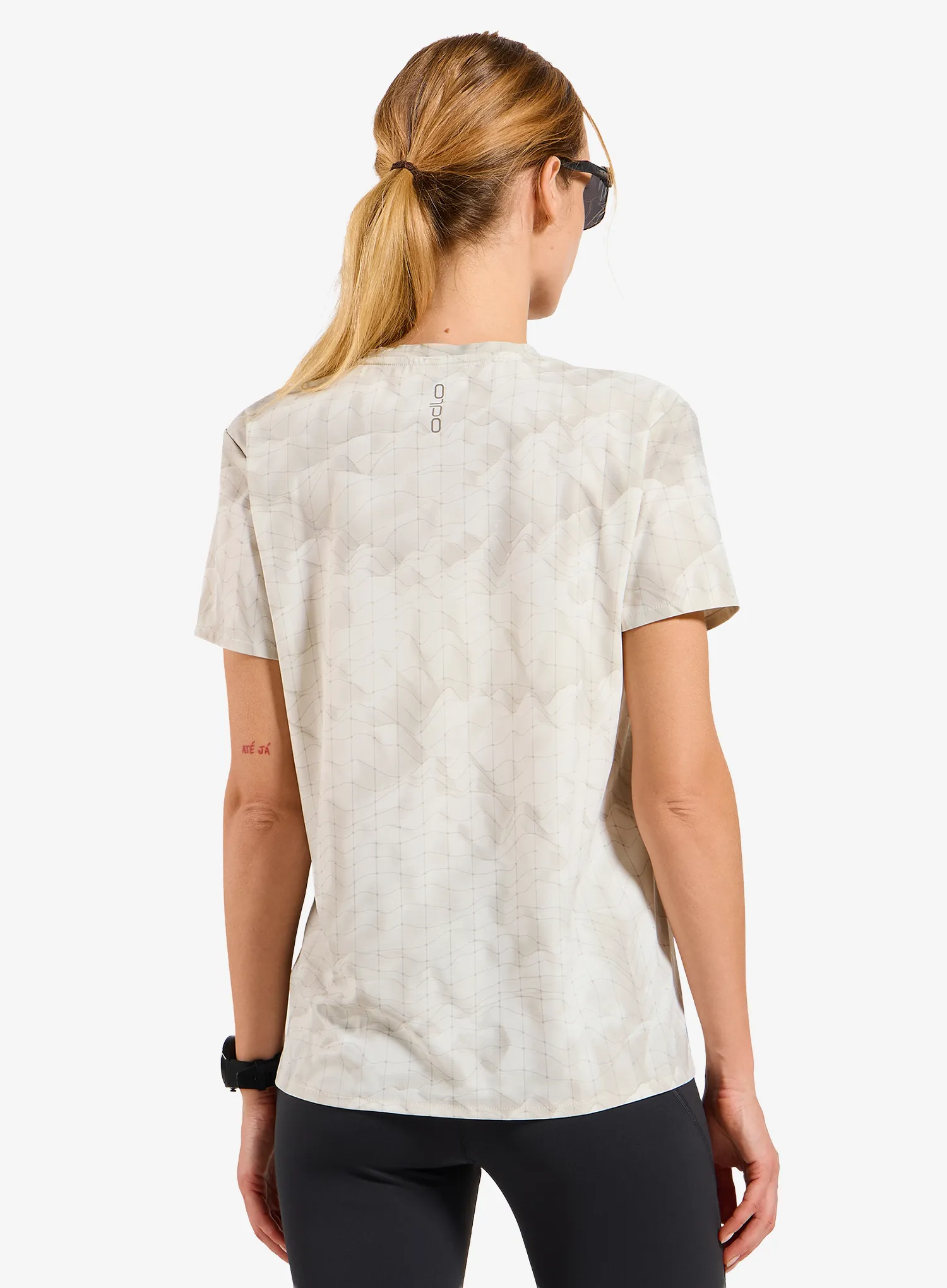 Běžecké tričko dámské Odlo Zeroweight Chill-Tec Print Crew Neck S/S - gardenia