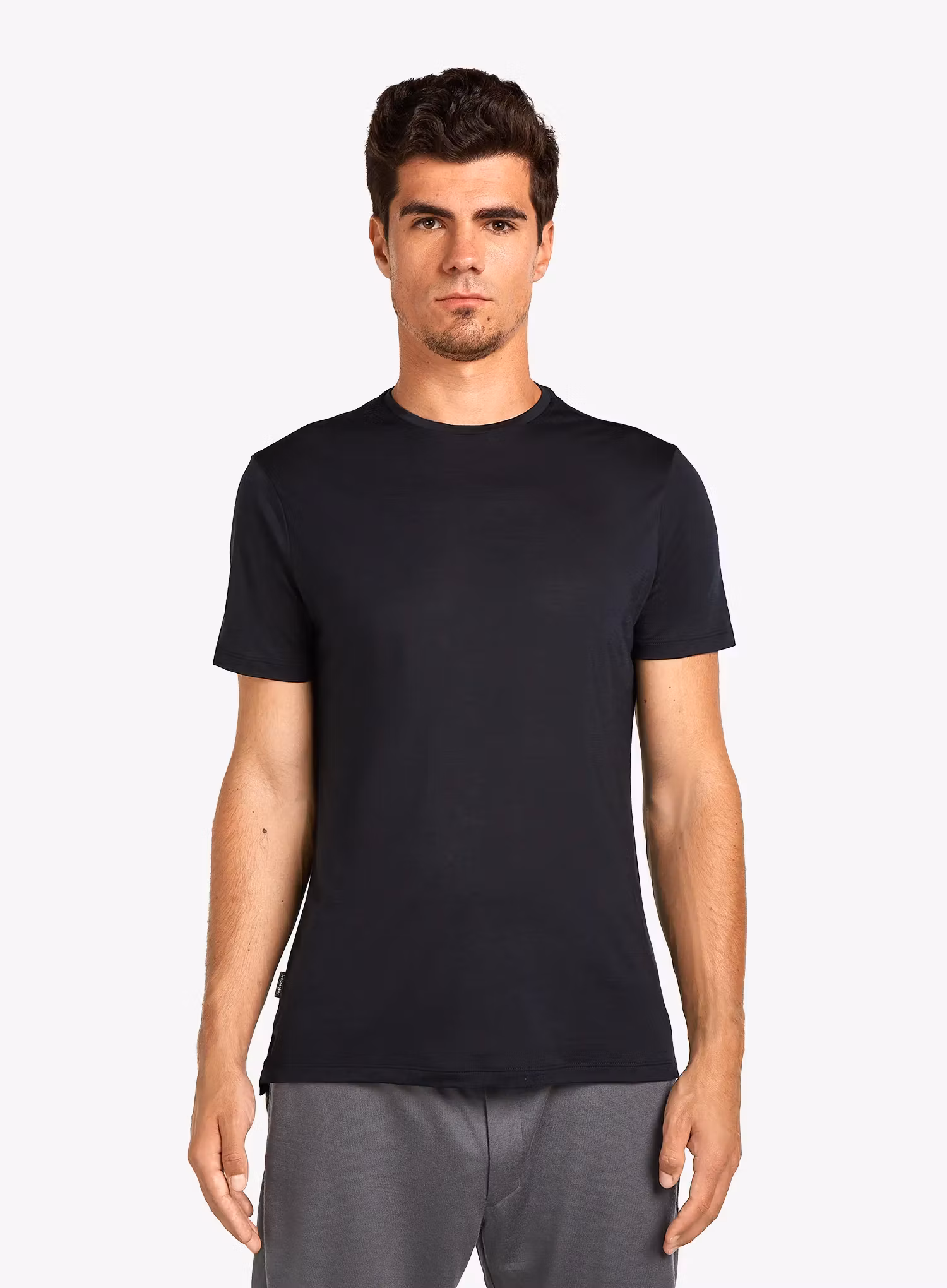 qweIcebreakerMerino125Cool_LiteSphereIIISSTee_black194114933207H.webp
