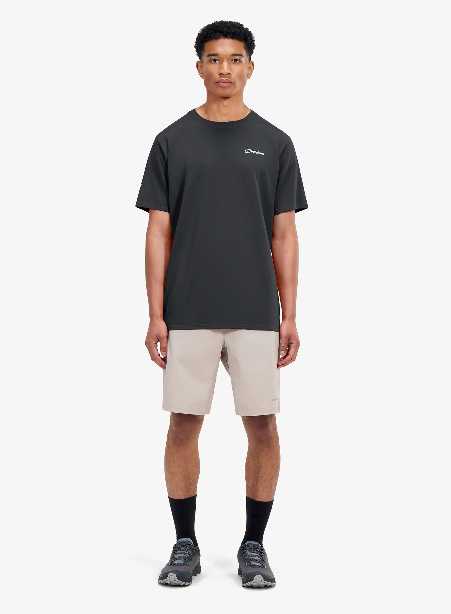 Rychleschnoucí triko Berghaus Delta Tee - jet black