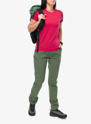 Dámské rychleschnoucí triko La Sportiva Just Right T-Shirt - azalea/redwood