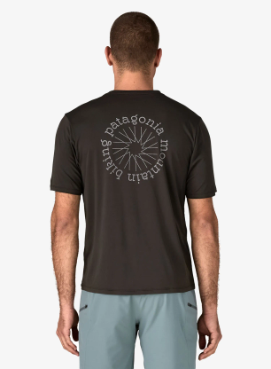 Rychleschnoucí triko Patagonia Cap Cool Daily Shirt Spoke Stencil - black