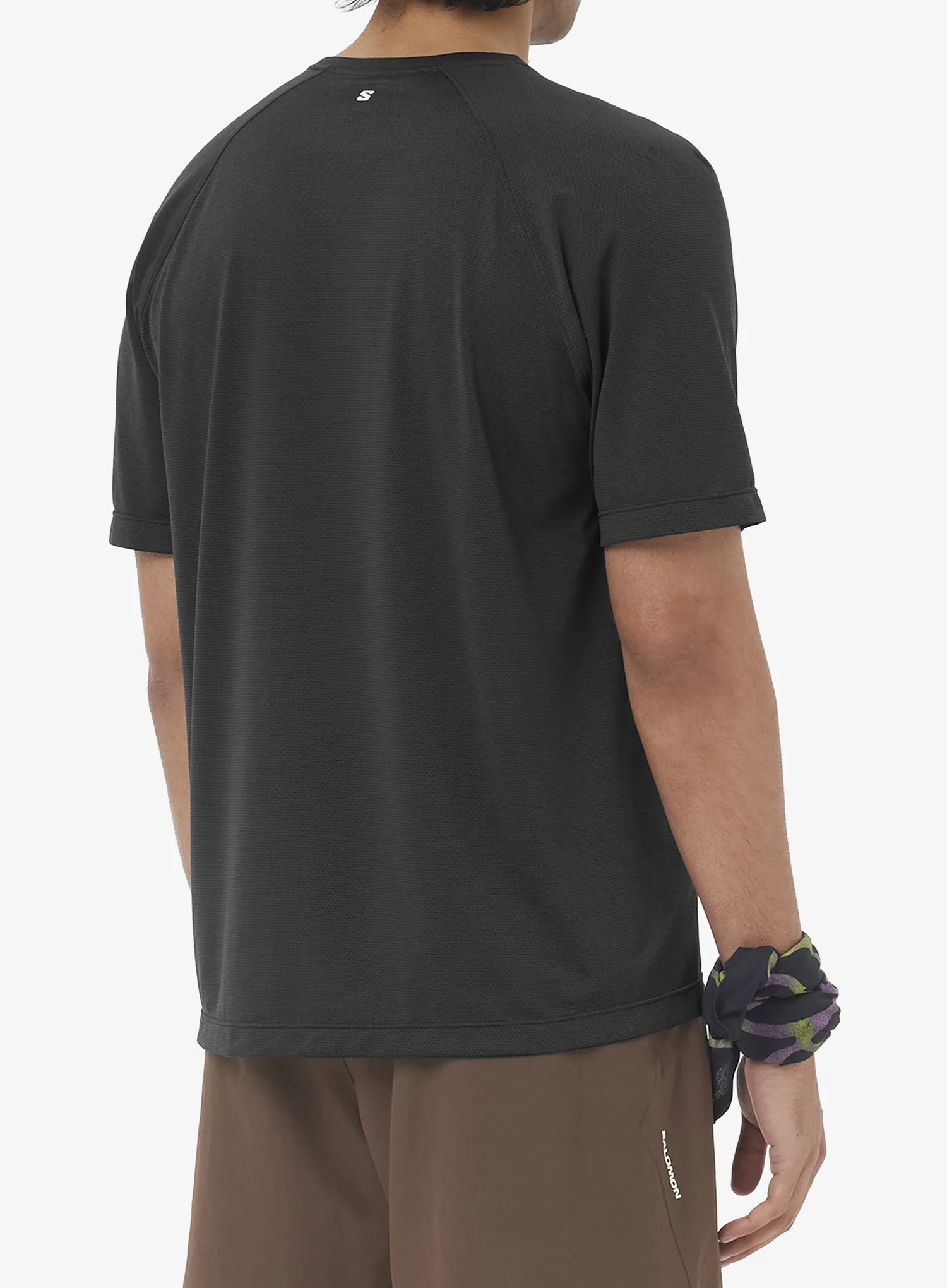 Rychleschnoucí triko Salomon Shkout Core S/S Tee GFX - deep black