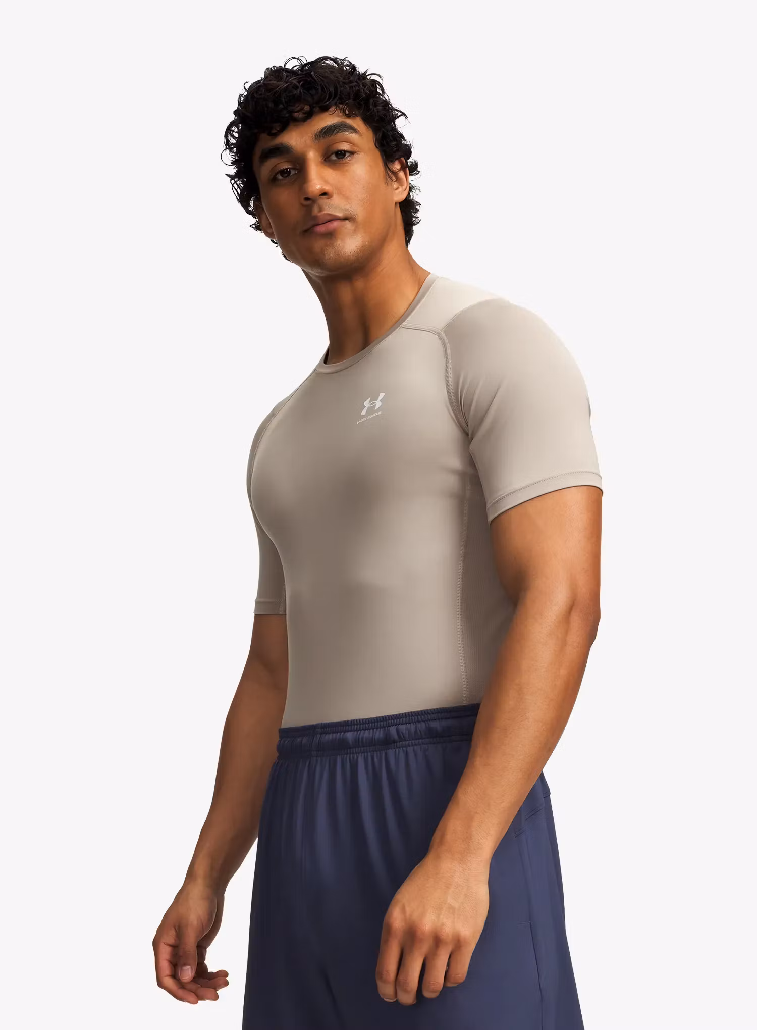 UnderArmourHGArmourCompSS_timberwolftaupewhite_fw26_198635935825_1_011.webp