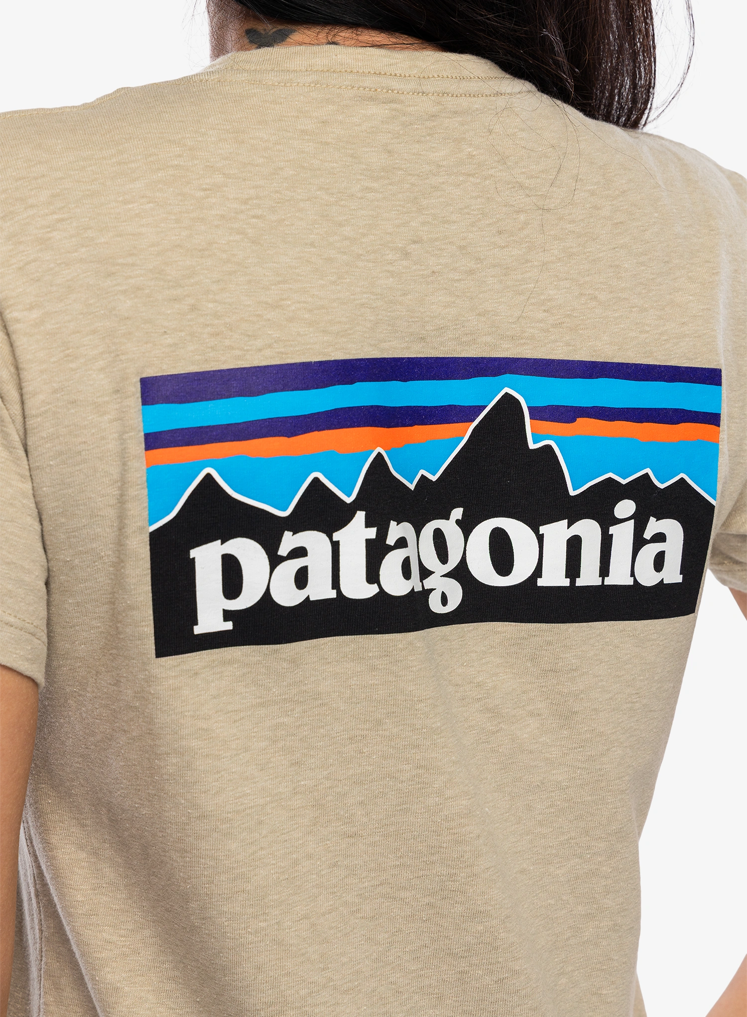 Dámské tričko s potiskem Patagonia P-6 Logo Responsibili-Tee - pumice