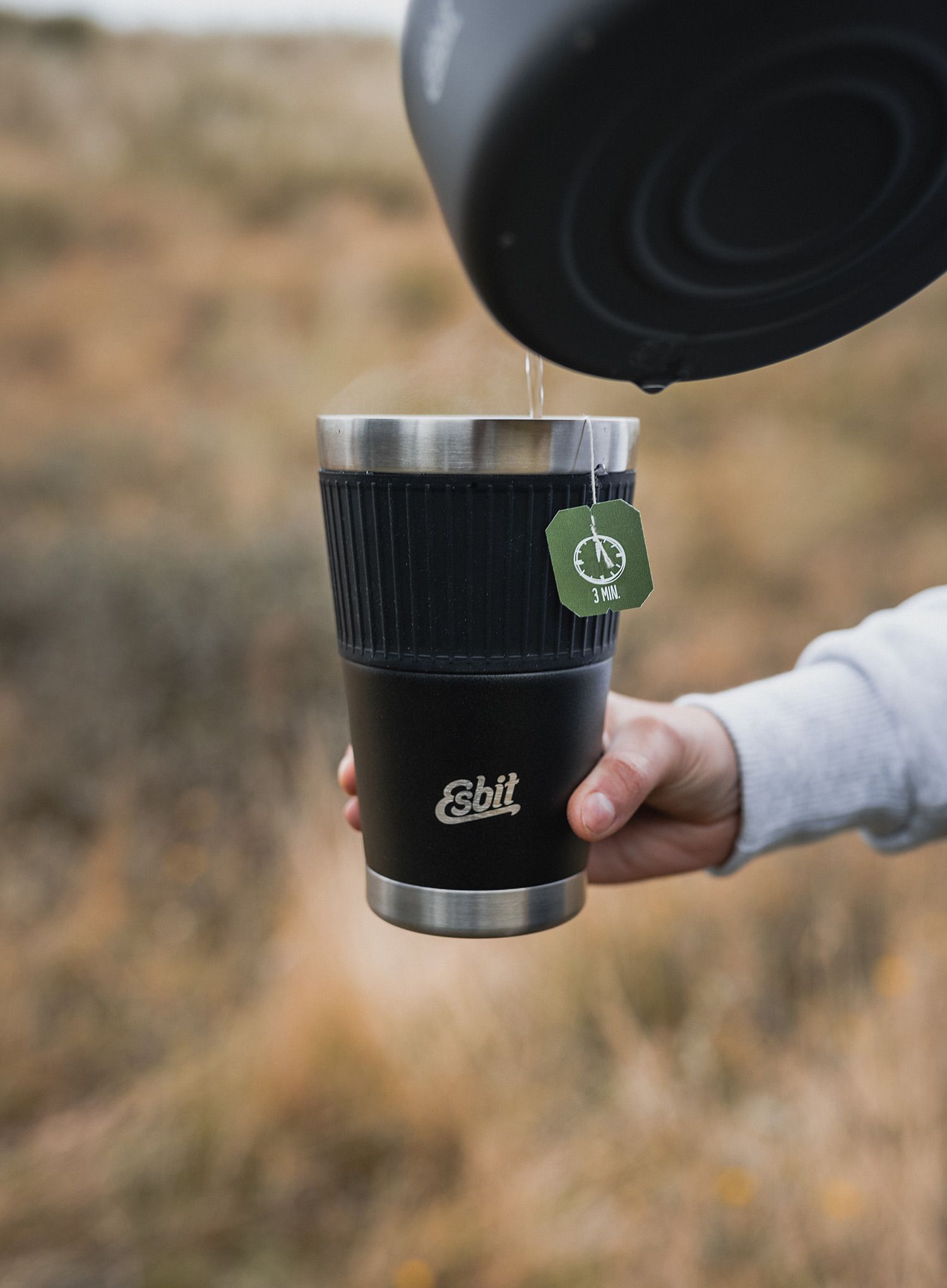 Termohrnek Esbit Sculptor Tumbler Thermo Mug 550ml - black