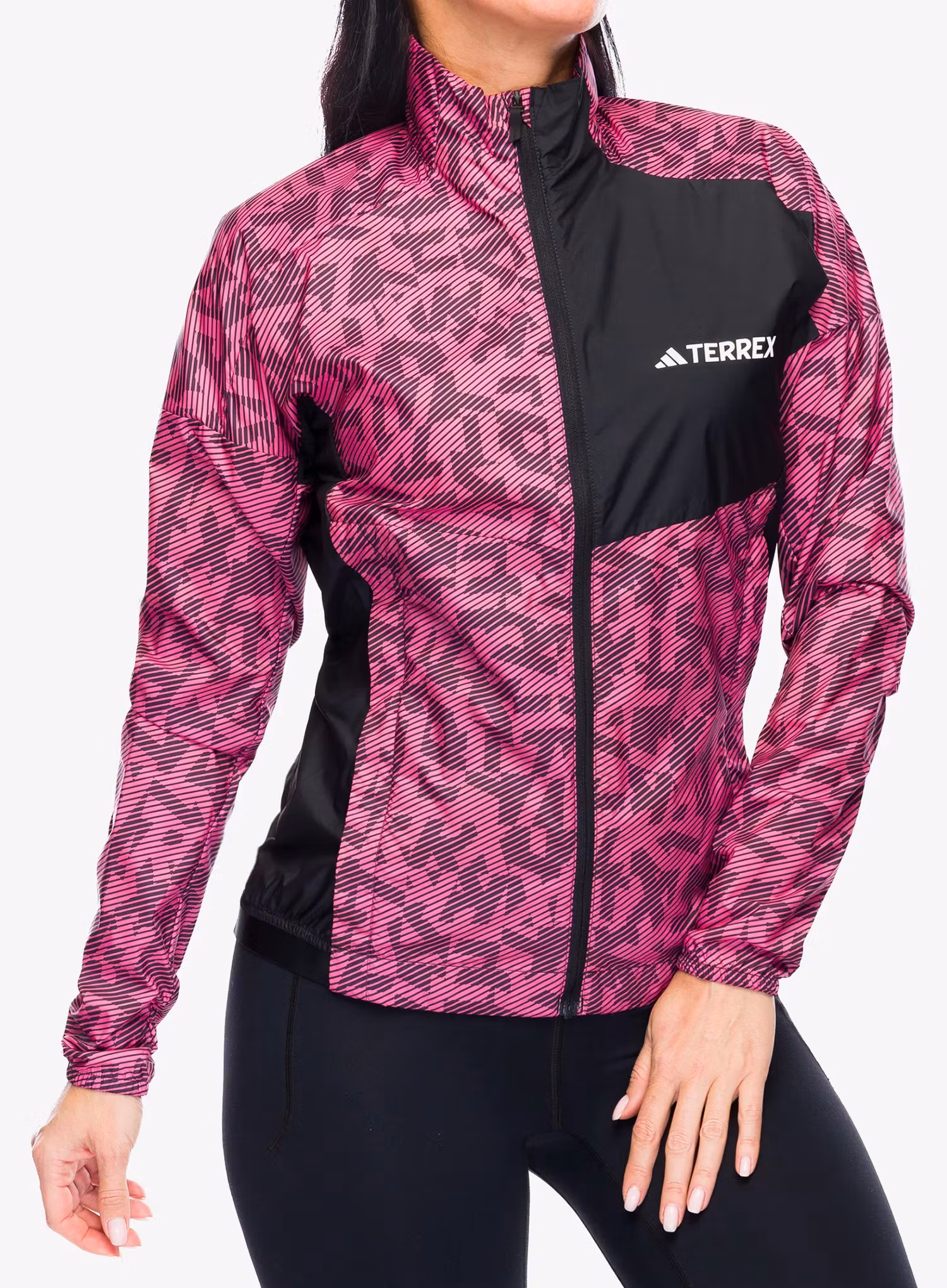 adidasTERREXTrailRunningWindJacket_pinkfusionaurorablac_4067896200804c.webp