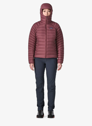 Dámská péřová bunda Patagonia Down Sweater Hoody - dark ruby