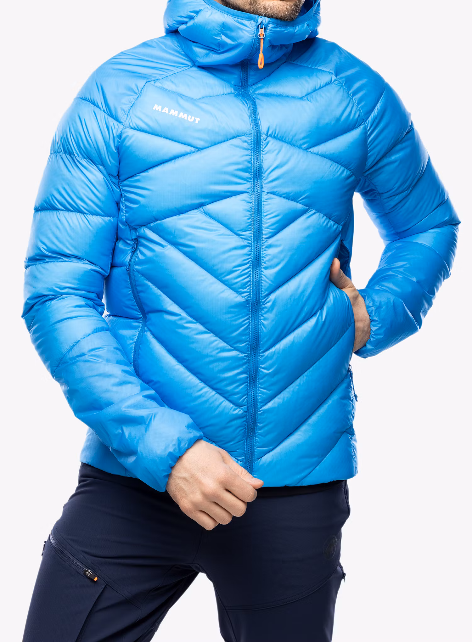 MammutTaissINHoodedJacket_glacierblue7619876495105a.jpg