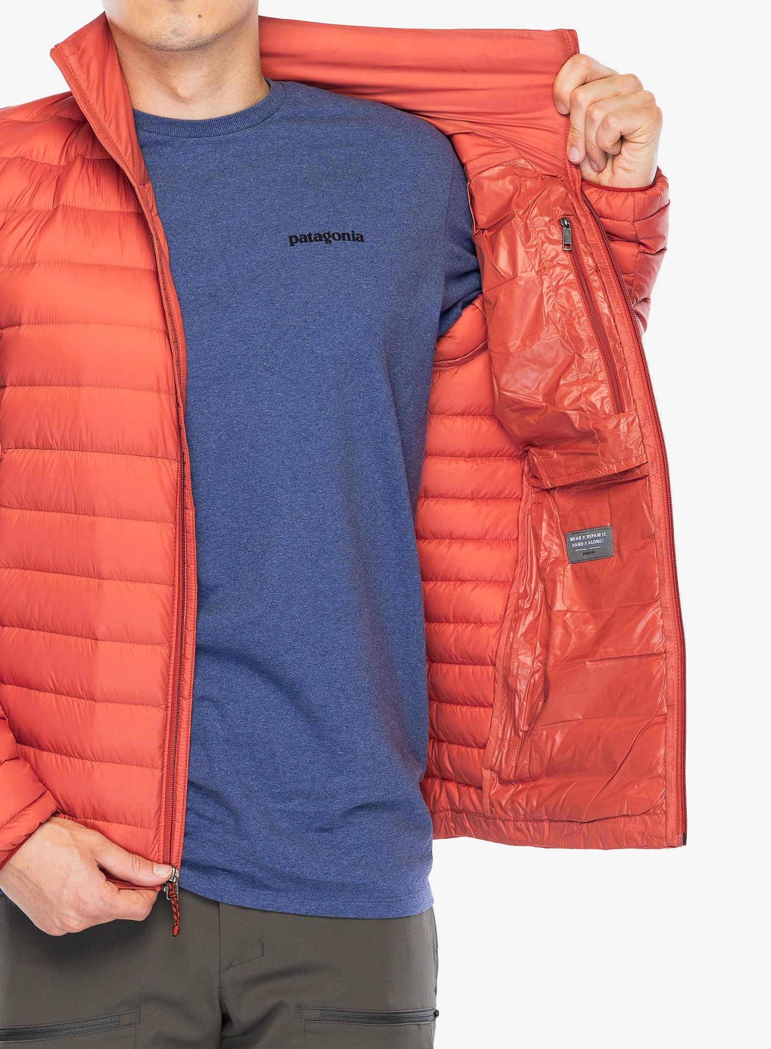 Péřová bunda Patagonia Down Sweater - amanita red