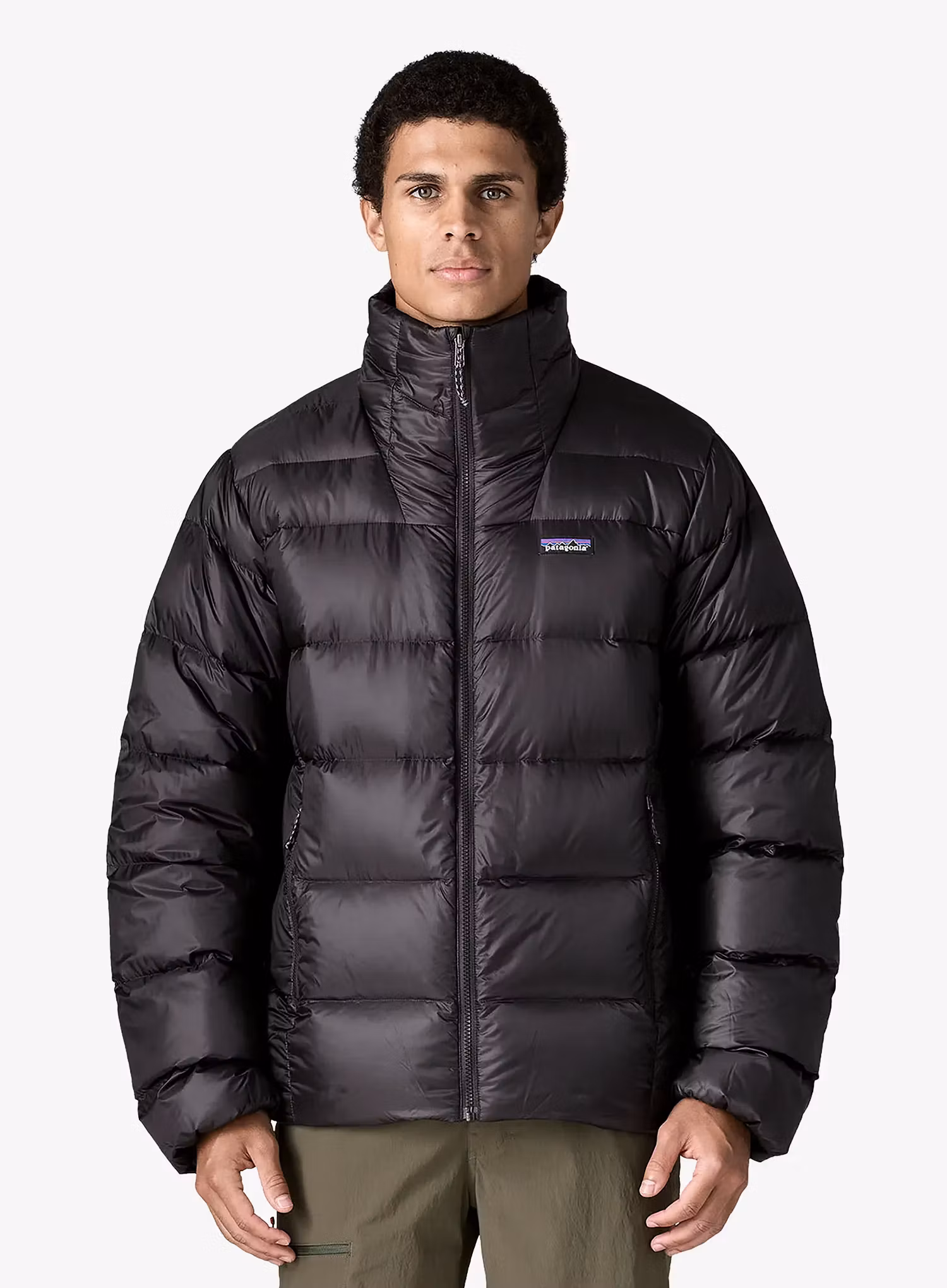 PatagoniaFitzRoyDownJacket_black_fw26_199346203340_1_136.webp