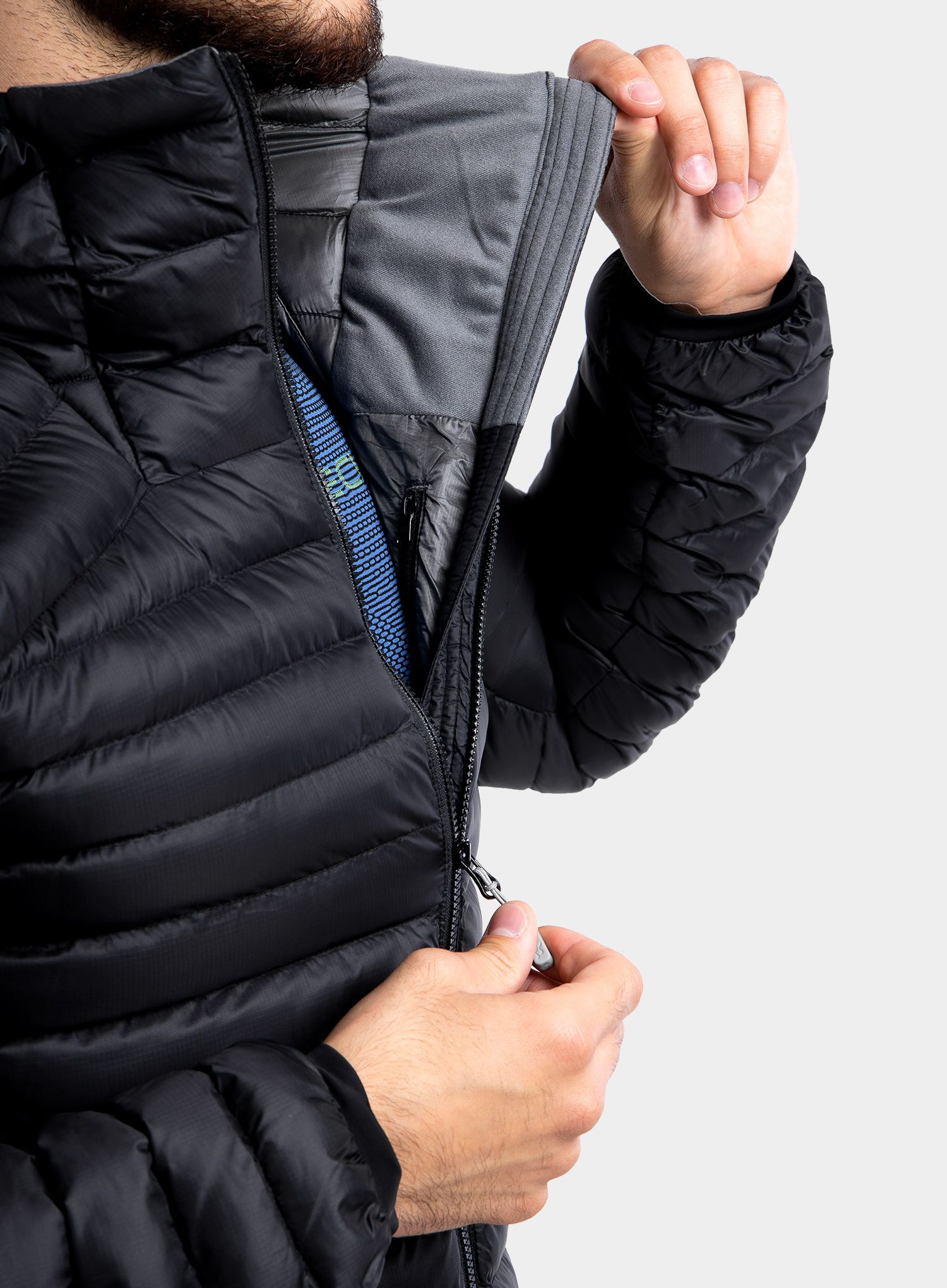 Bunda Rab Cirrus Alpine Jacket - black