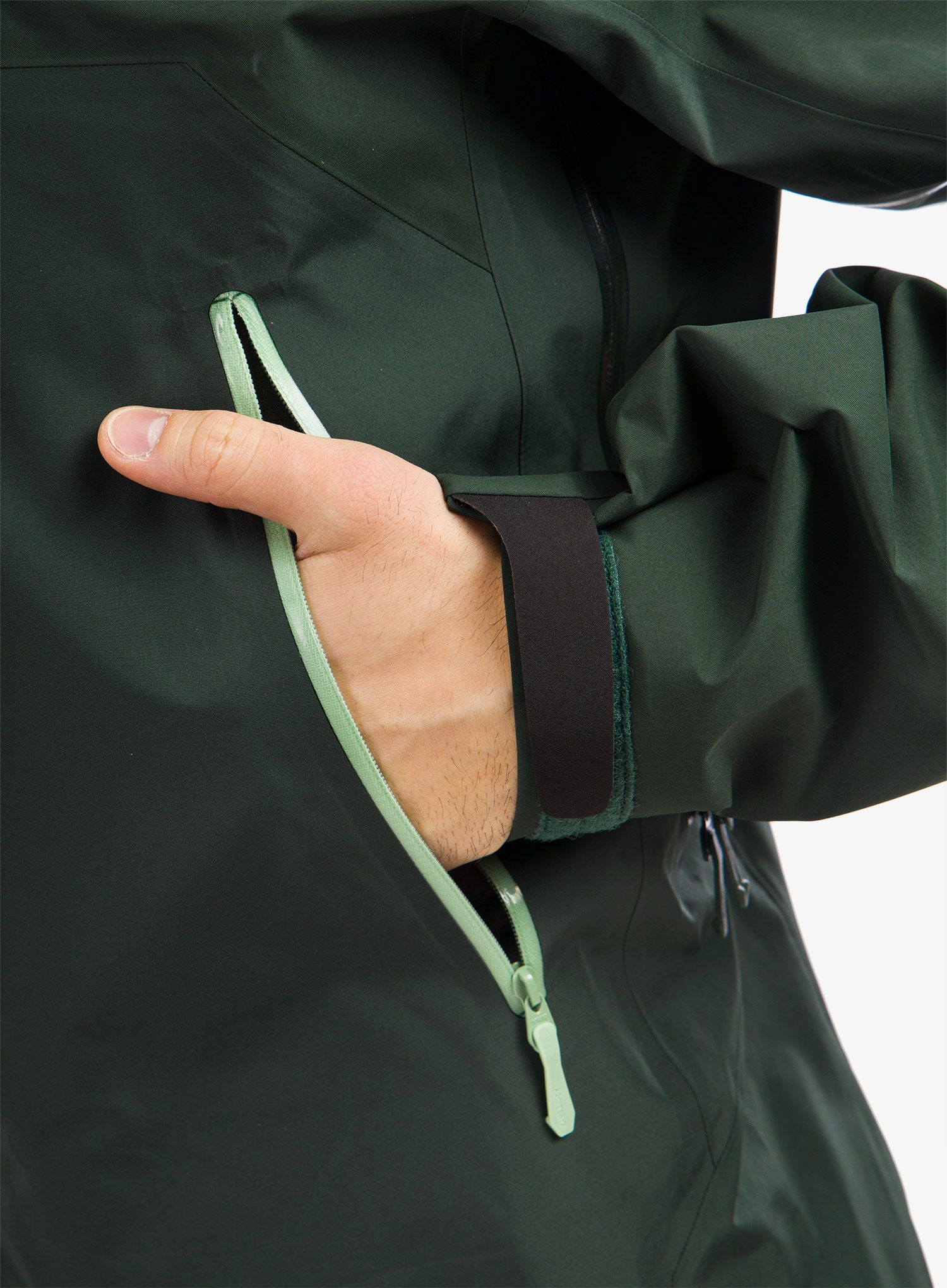 Bunda na hory s membránou Arcteryx Beta AR Jacket - conifer