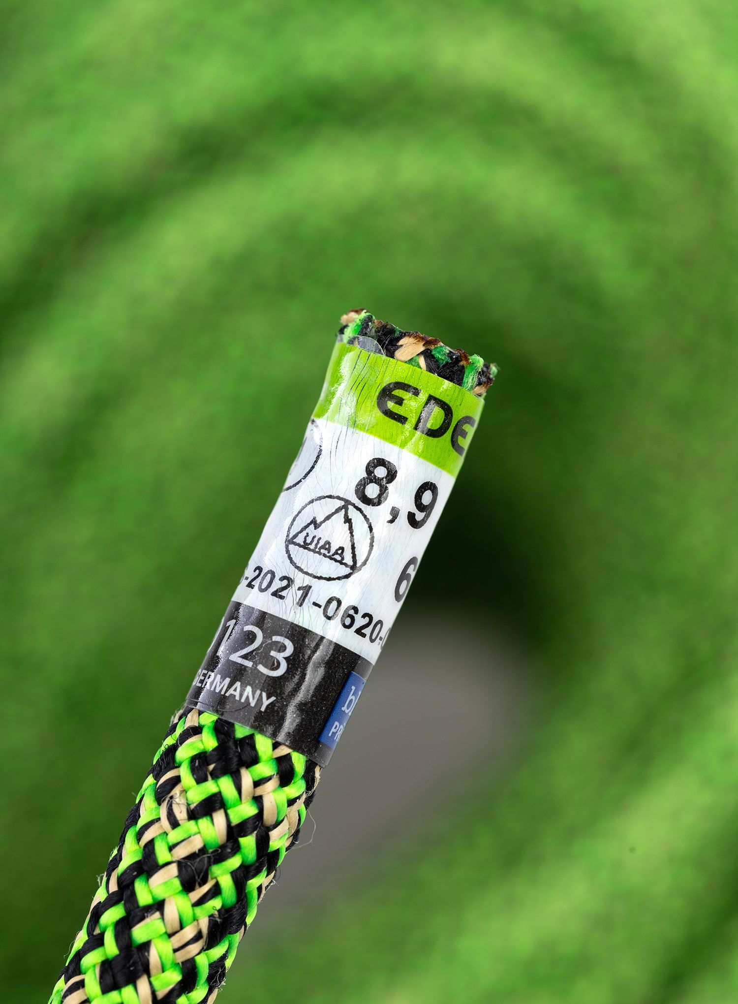 Dynamické lano Edelrid Swift Protect Pro Dry 8,9 mm 50 m - night green