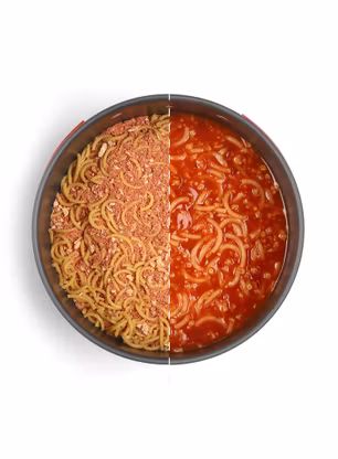 Lyofilizované jídlo Travellunch Těstoviny bolognese (2 porce) 1050 g