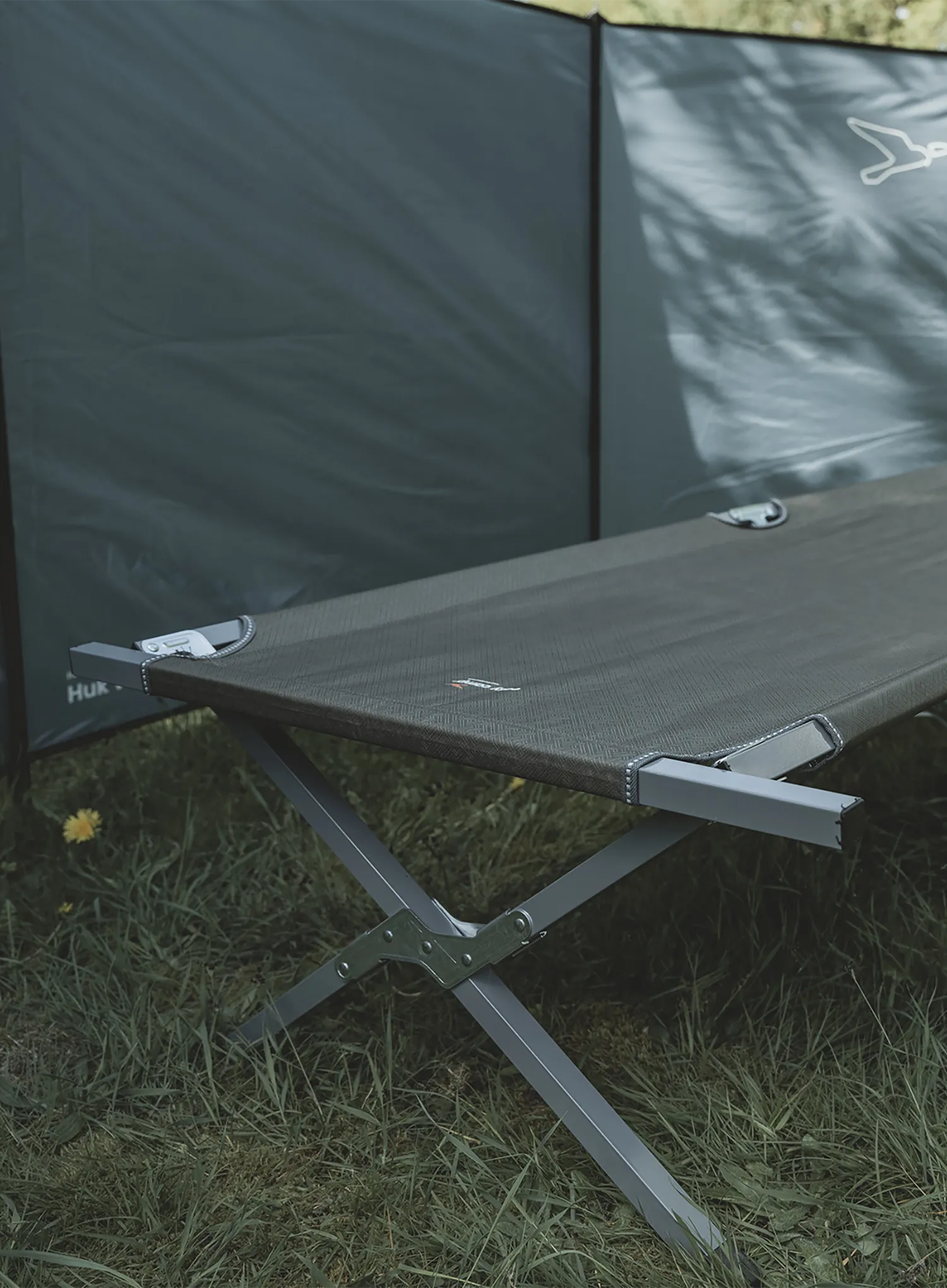 Lehátko Easy Camp Larch Bed