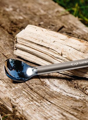 Dlouhá lžíce Lifeventure Titanium Long-Handled Spoon