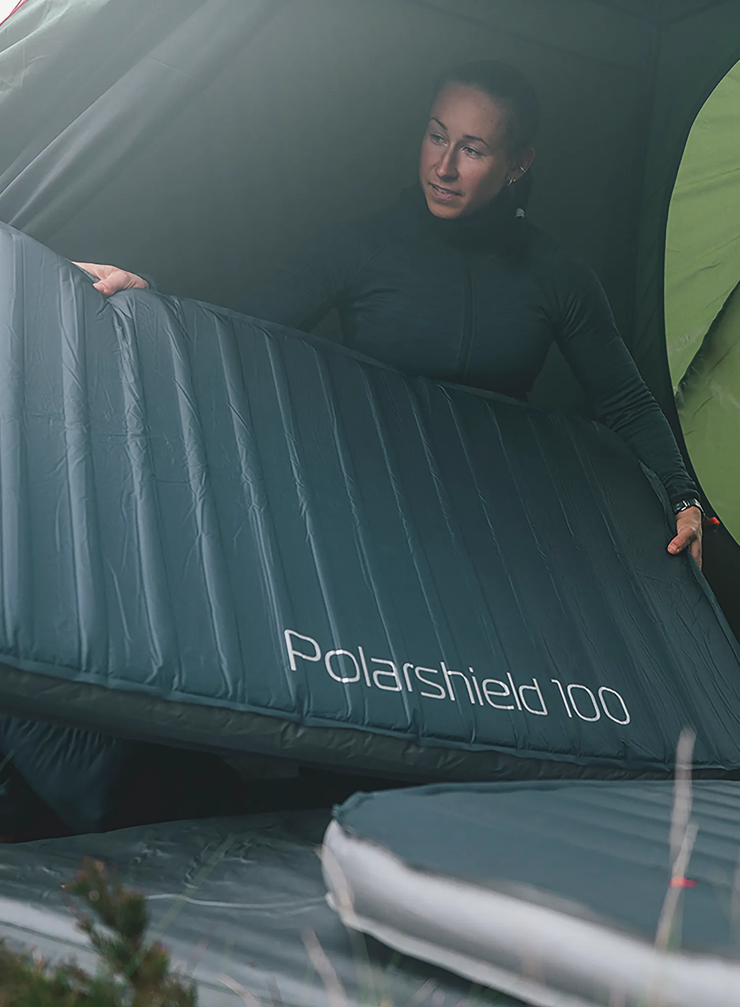Samonafukovací karimatka Robens Polarshield 100 - navy