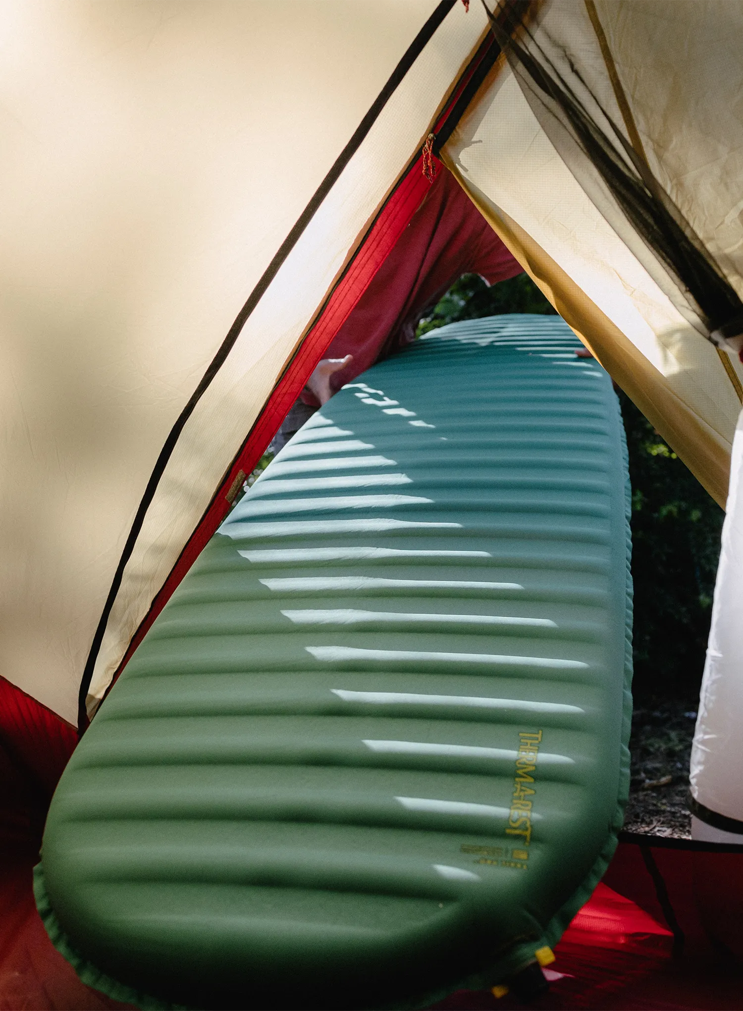 Samonafukovací karimatka Therm a Rest Trail Pro L - pine
