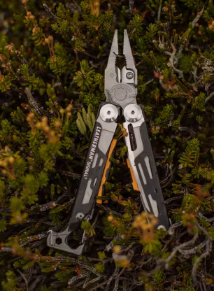 Multitool Leatherman Signal - stainless