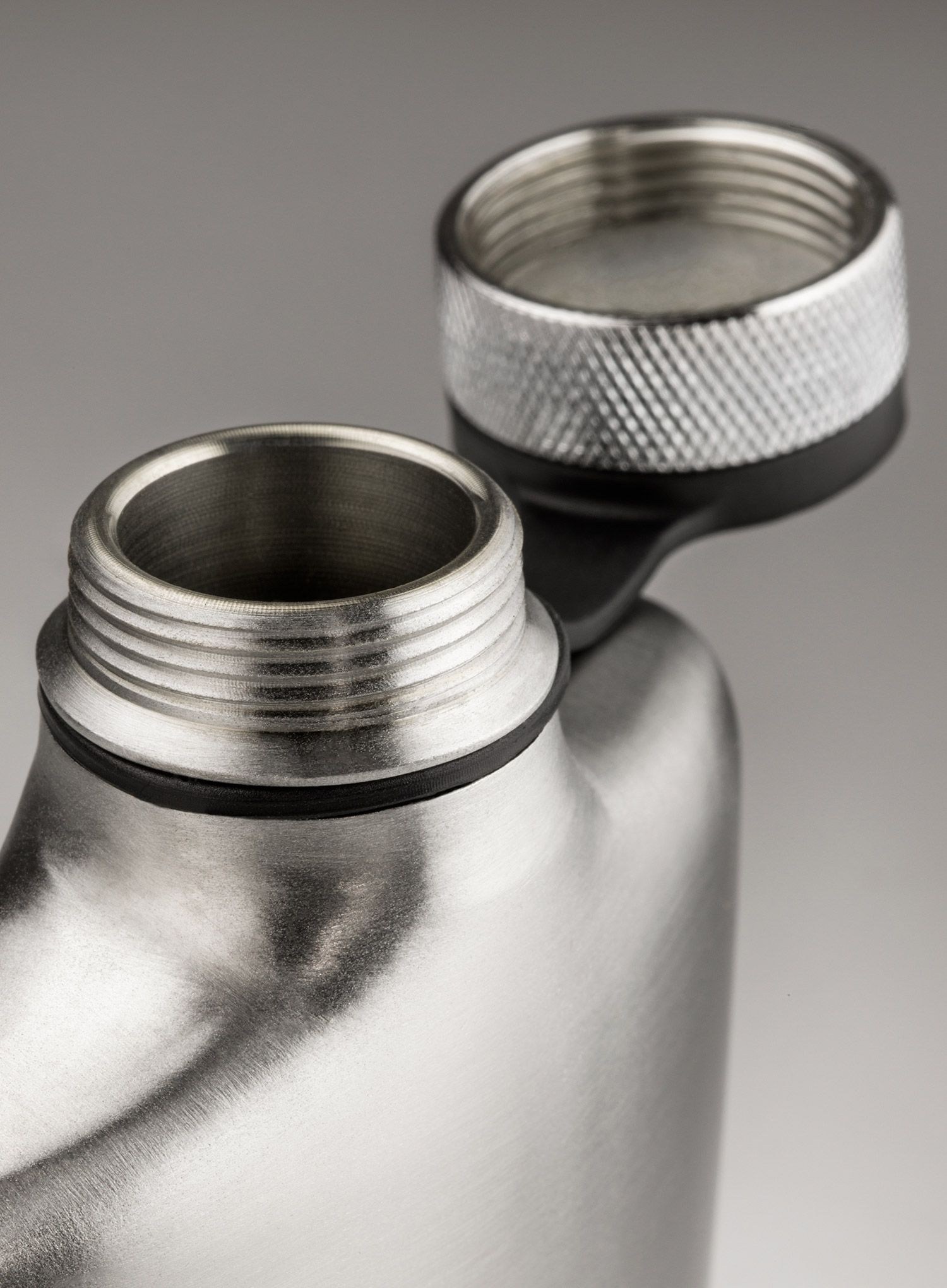 Busta GSI Outdoors Glacier Stainless 6 FL Hip Flask