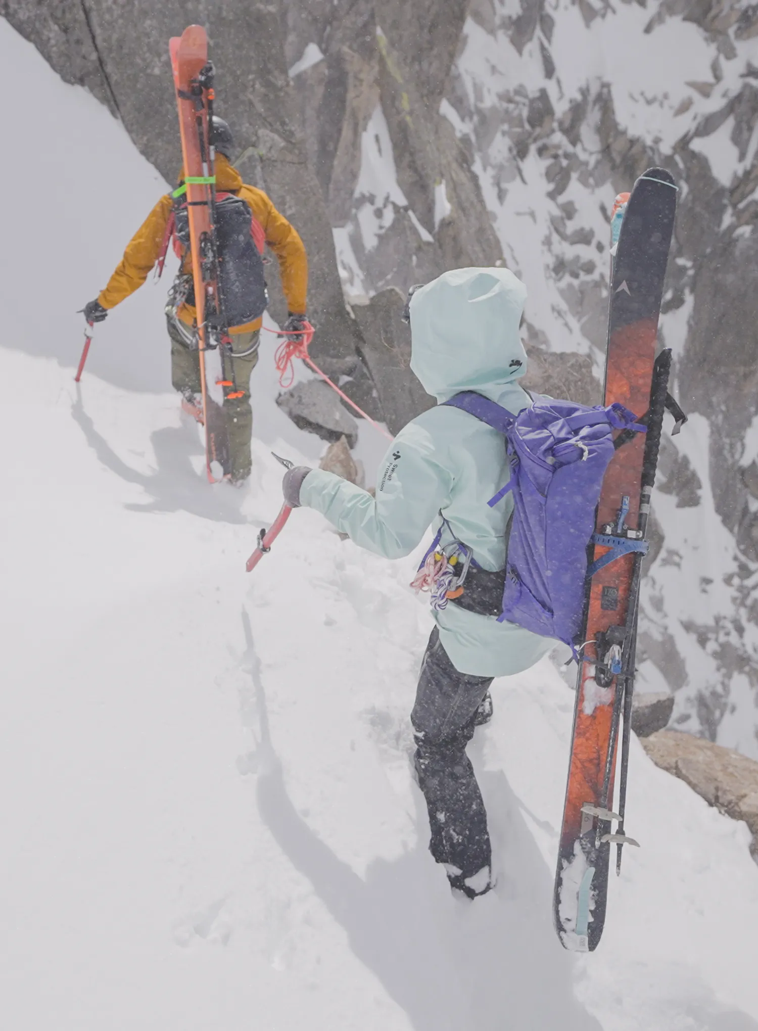 Skialpový batoh Blue Ice Yagi Pack 28L - vulcan