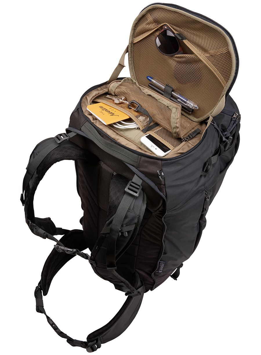 Cestovní batoh Thule Landmark 70L - obsidian