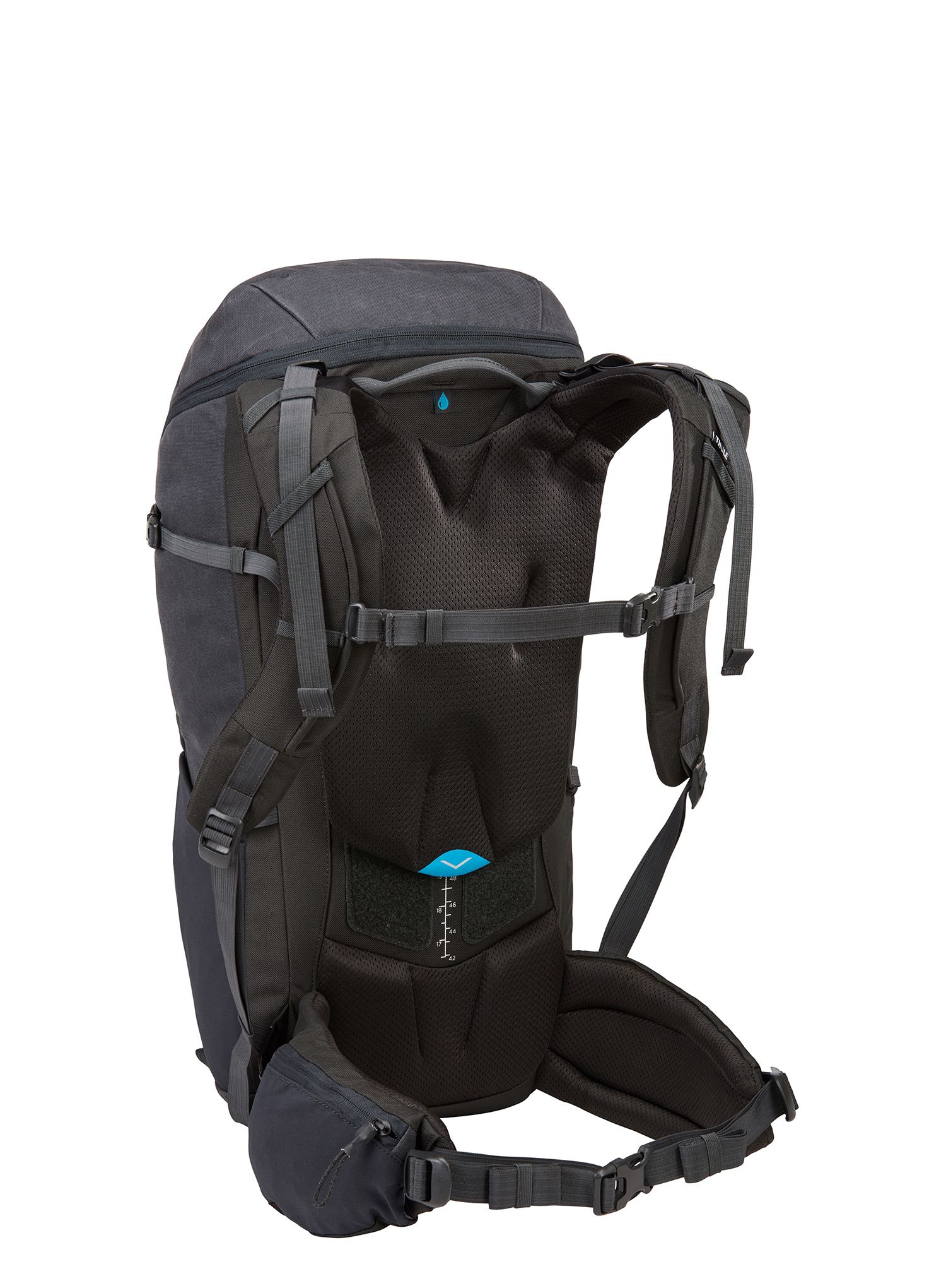 Turistický batoh Thule AllTrail X 35 L - obsidian