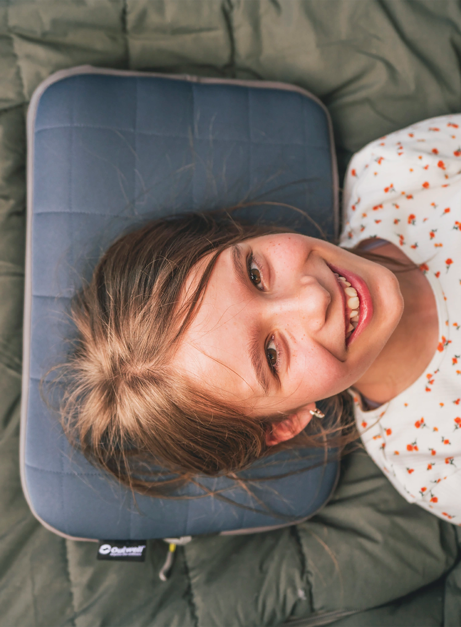 Nafukovací polštář Outwell Memory Air Pillow