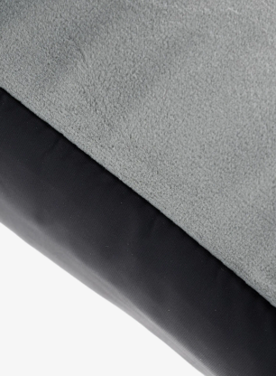 Cestovní polštářek Cocoon Synthetic Travel Pillow M - charcoal/smoke grey