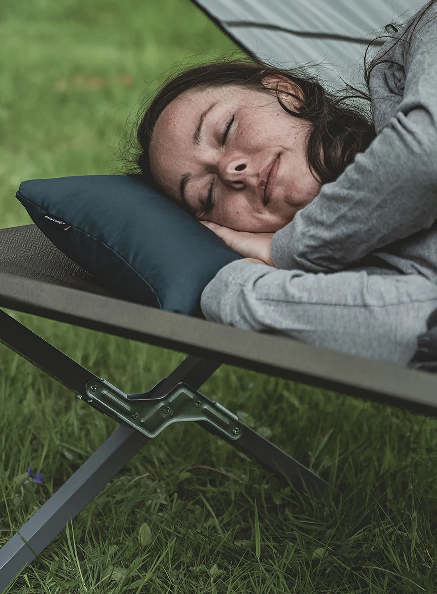 Cestovní polštářek Easy Camp Raven Compact Pillow