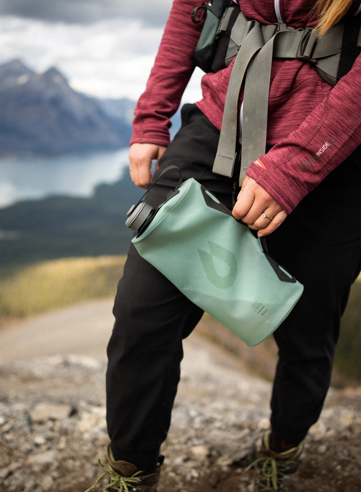 Nádoba na vodu HydraPak Seeker 2L - sage green