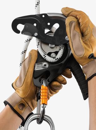 Samoblokovací slaňovací zařízení Petzl ID S - black