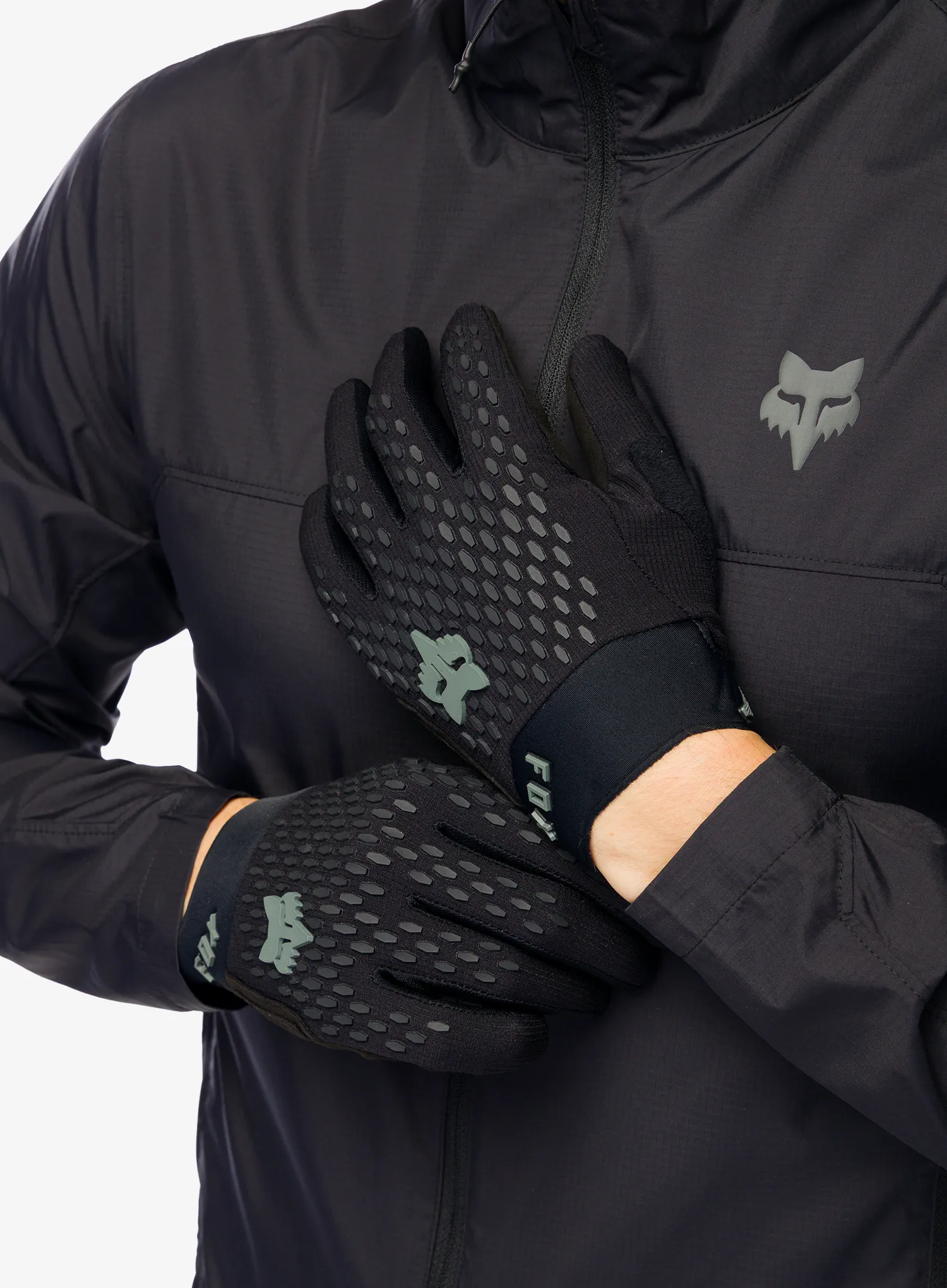 Rukavice na kolo Fox Defend Glove - black