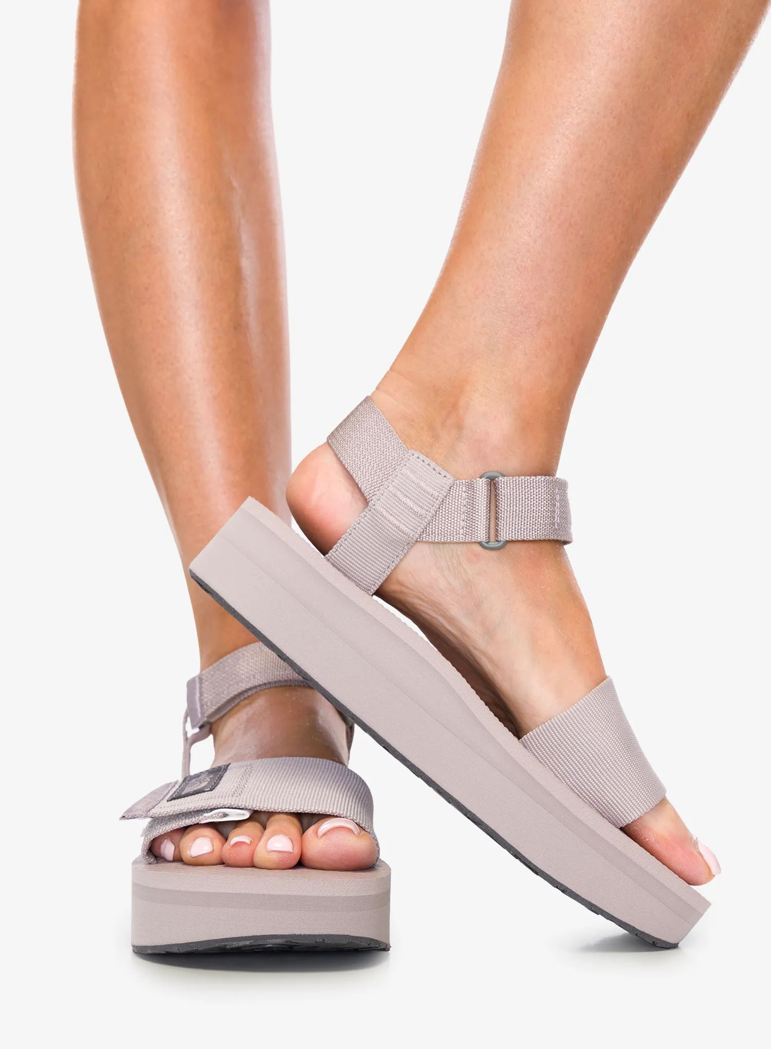 Dámské sandály The North Face Skeena Platform - moonstone grey/smoked pearl