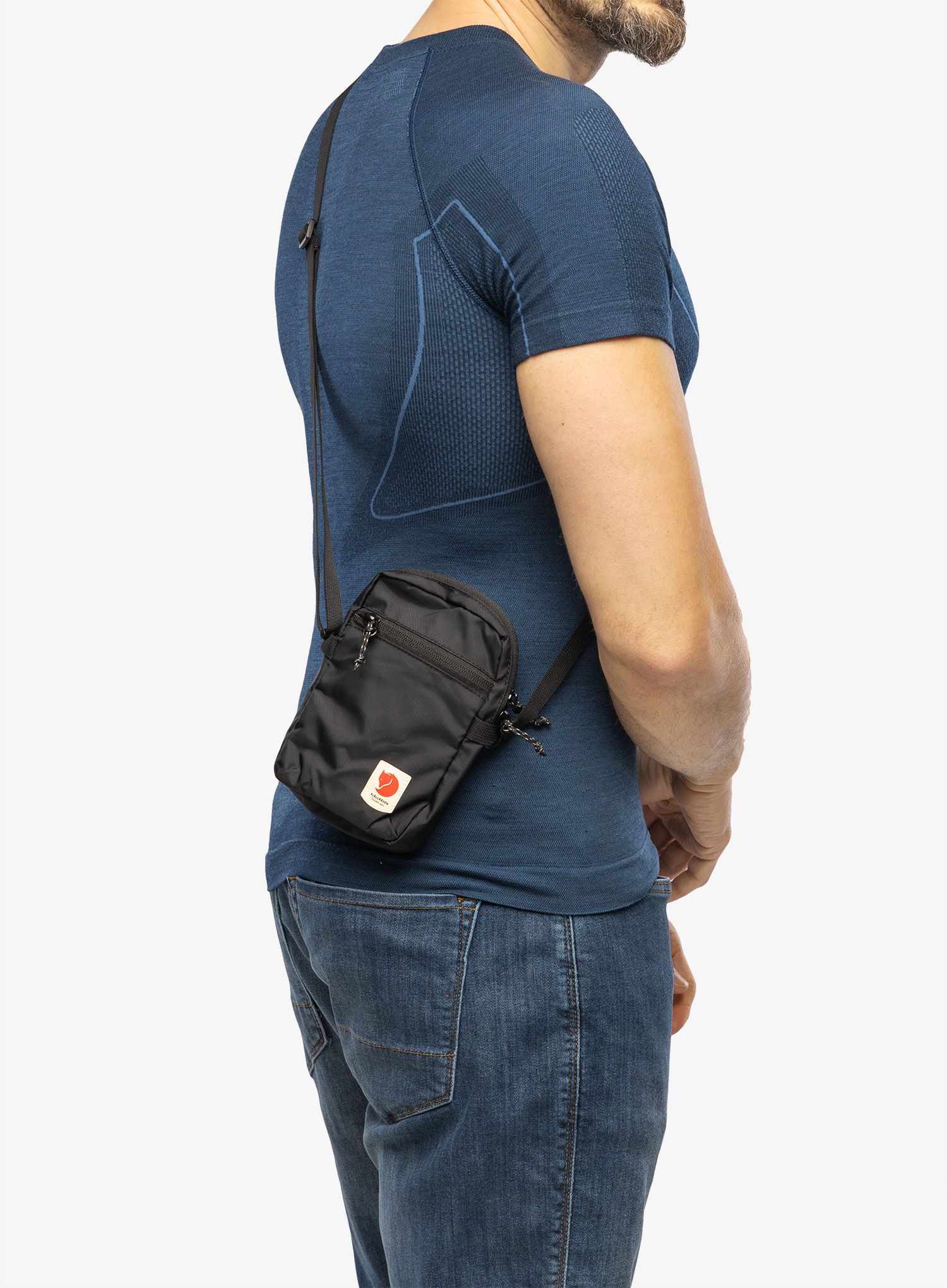 Ledvinka Fjallraven High Coast Pocket - black
