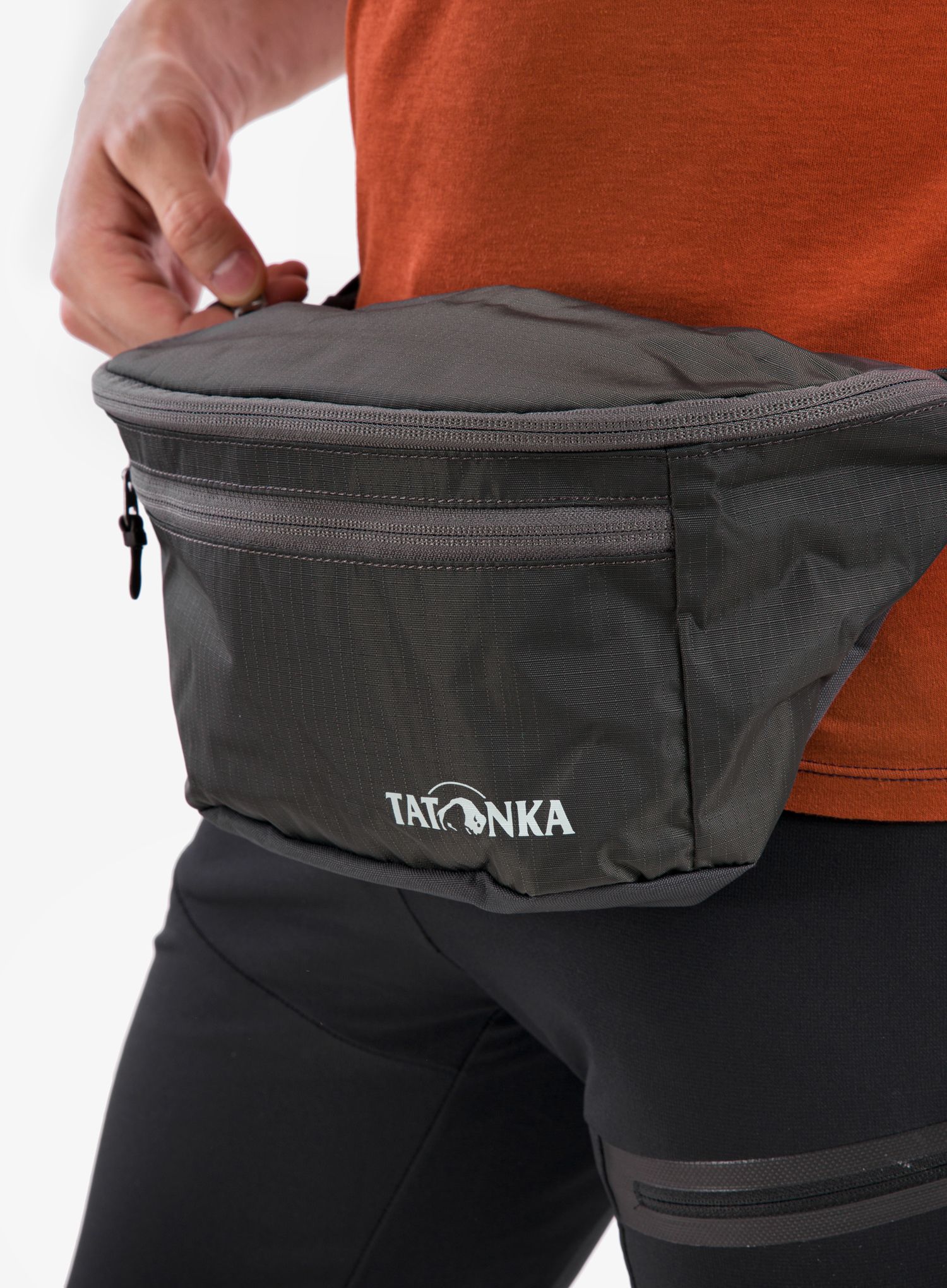 Mala taška Tatonka Ilium M - titan grey