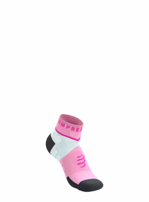 qweCompressportUltraTrailSocksv20Low_begonianeonpink7630279426015b.webp