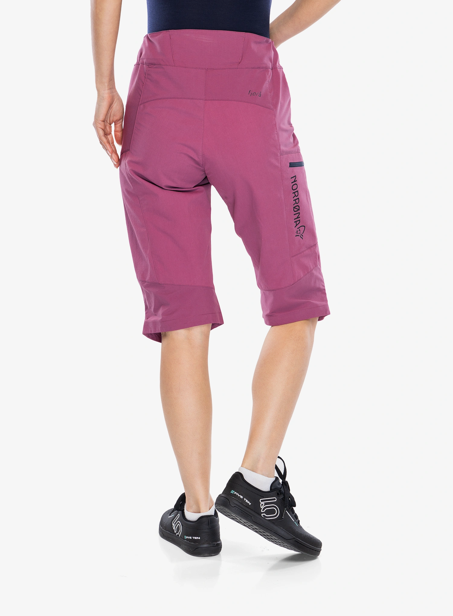 Cyklistické kraťasy dámské Norrona Fjora Flex1 Shorts - violet quartz