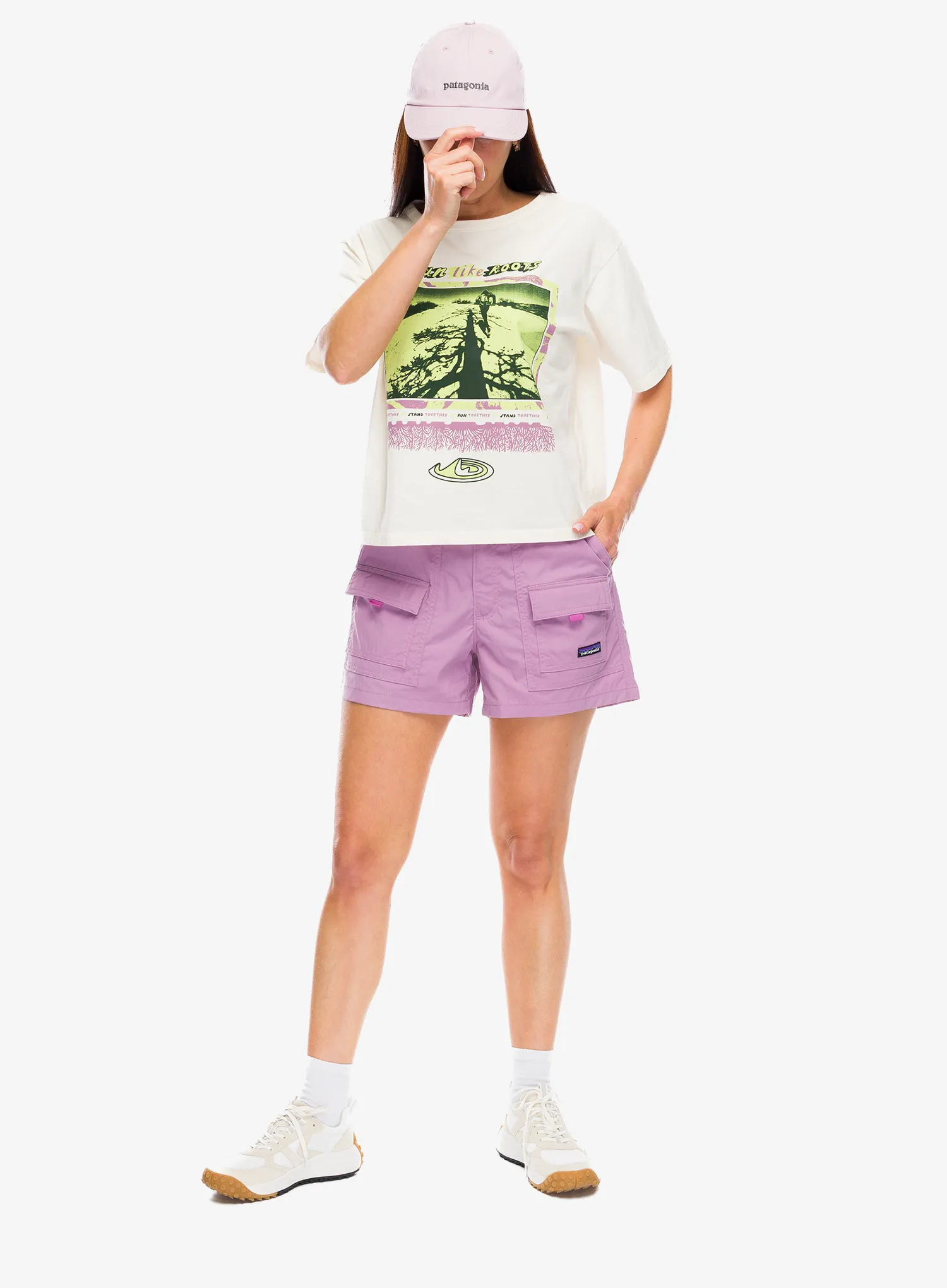 Turistické kraťasy dámské Patagonia Outdoor Everyday Shorts - light violet