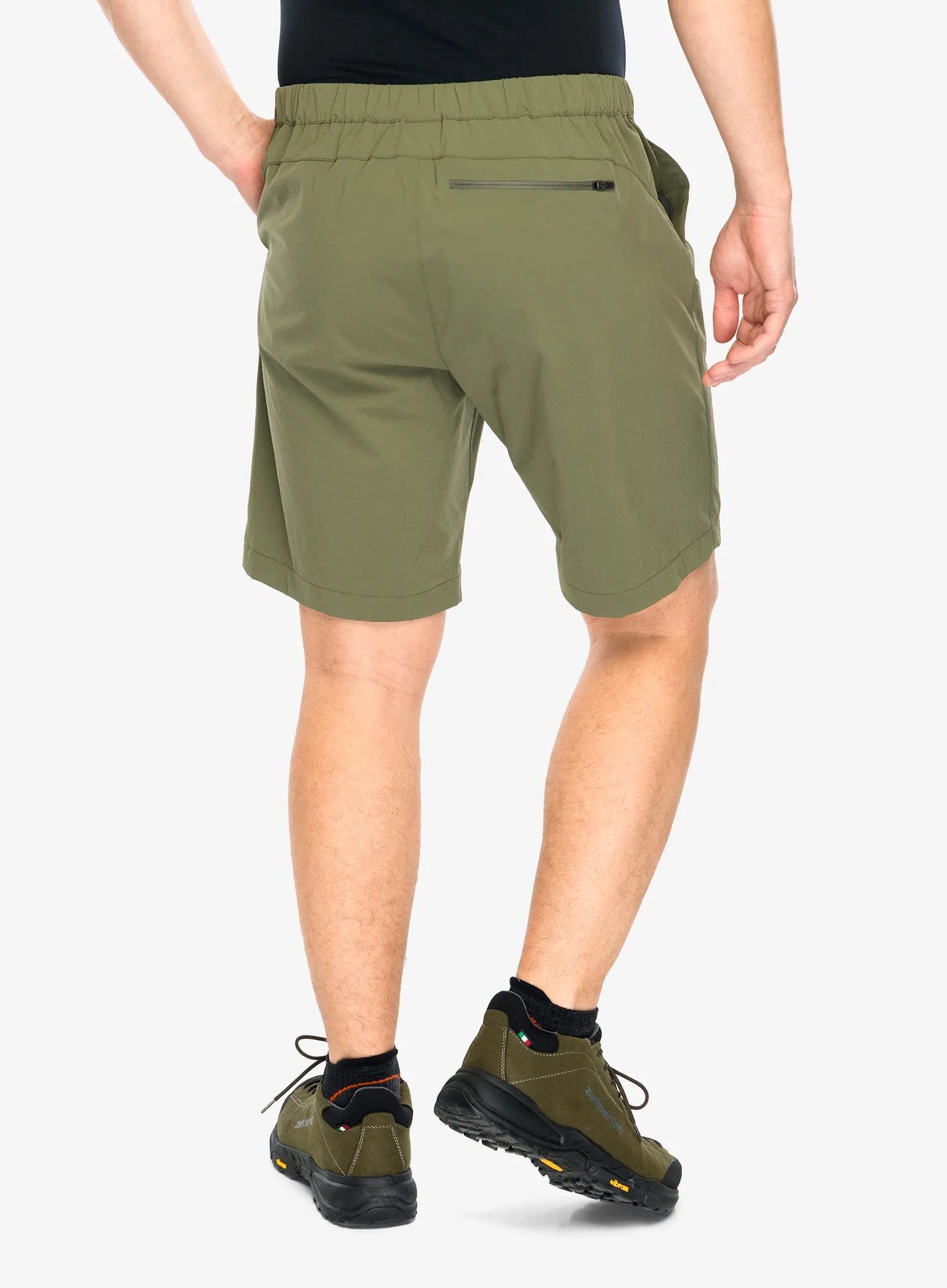 Outdoorové kraťasy Rab Momentum Shorts - light khaki