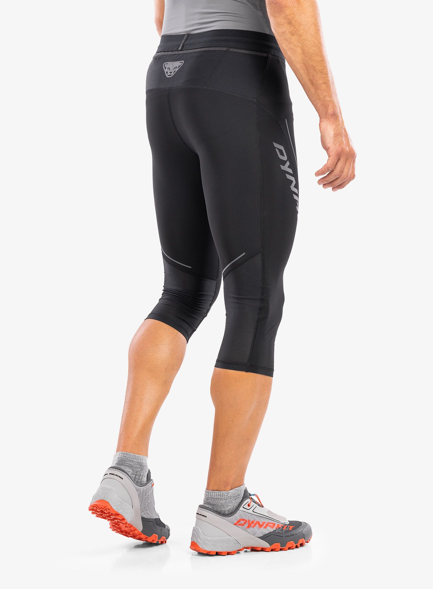 Běžecké kraťasy Dynafit Alpine 3/4 Tights - black out
